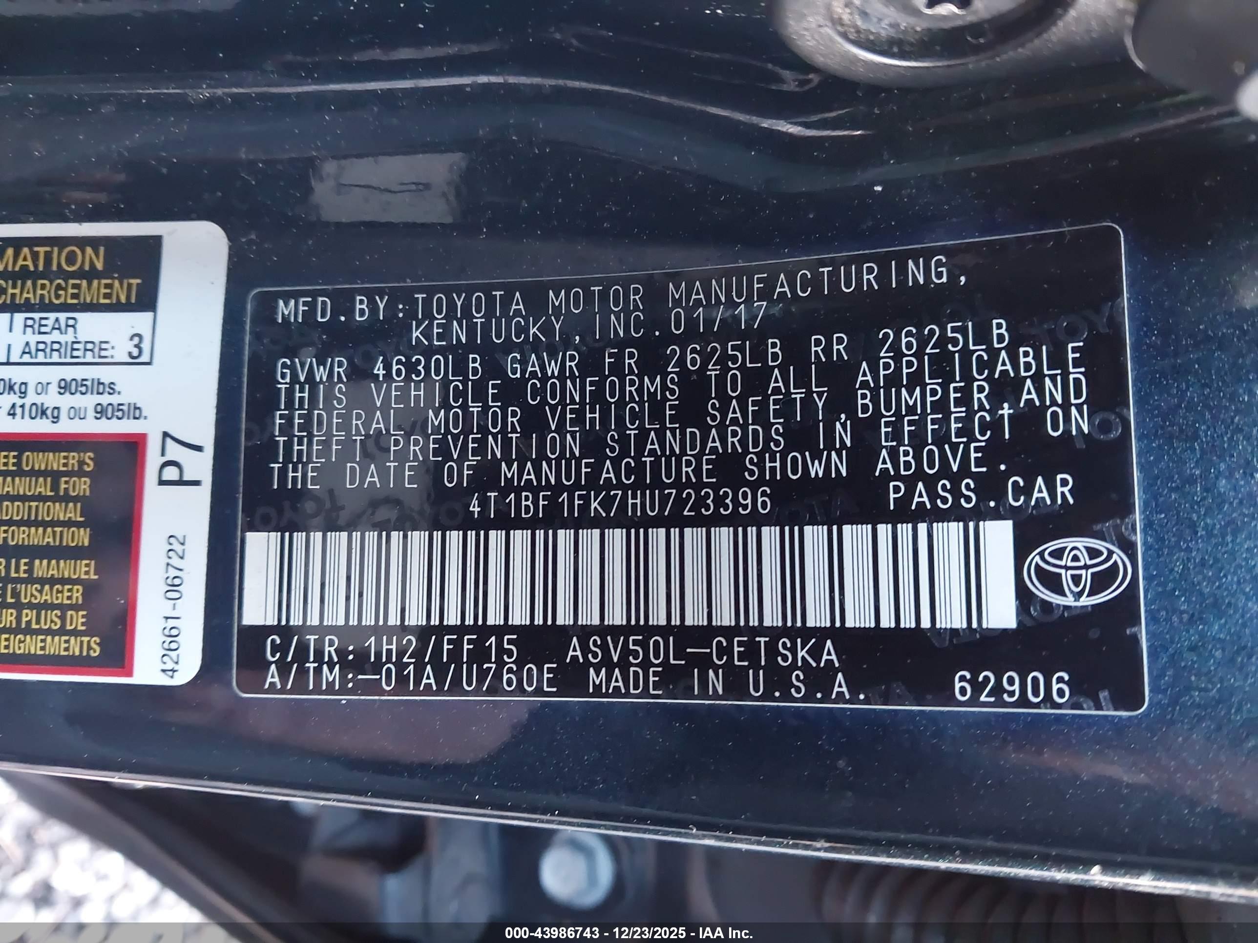 TOYOTA CAMRY image 9