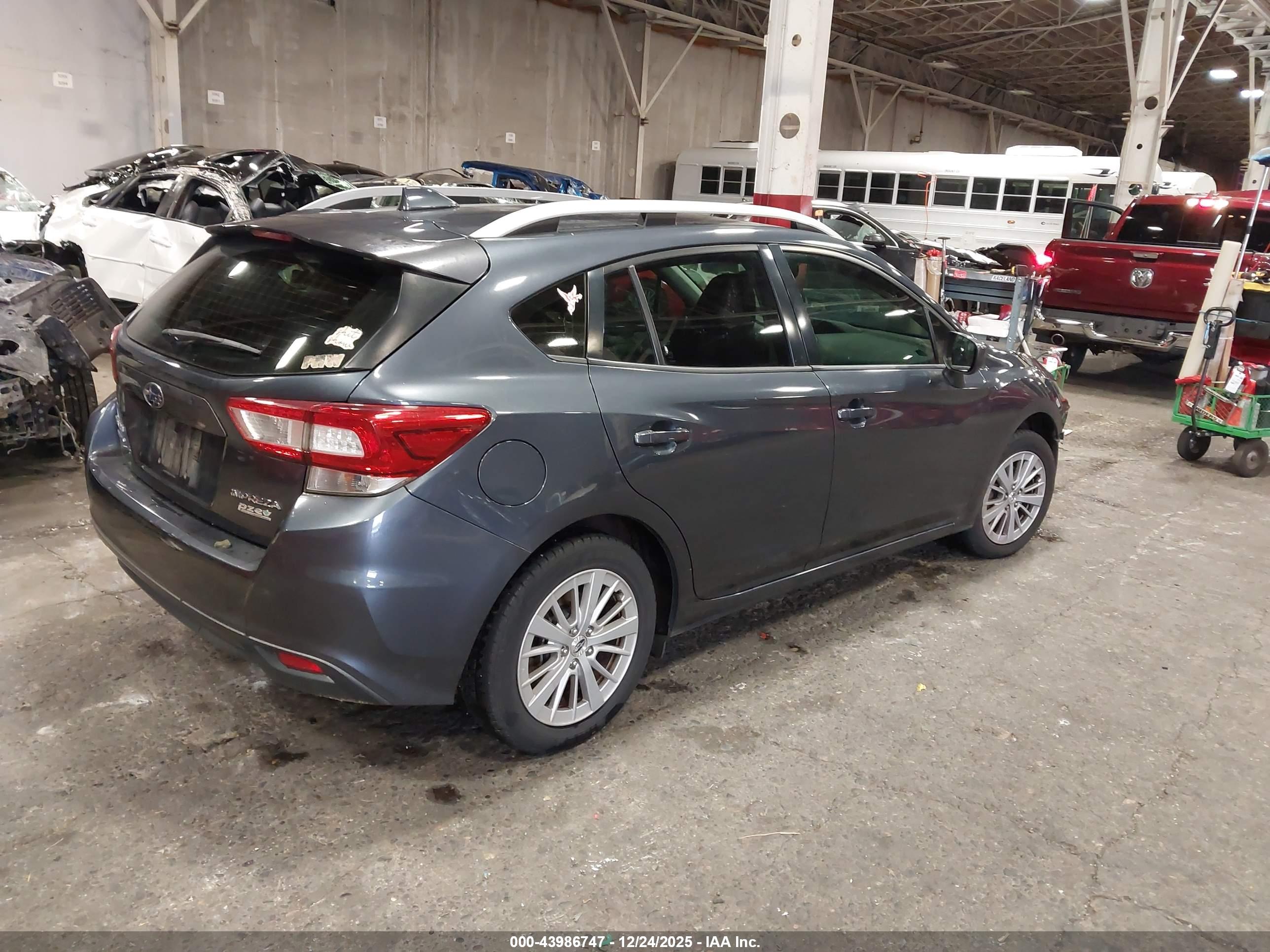 SUBARU IMPREZA image 4