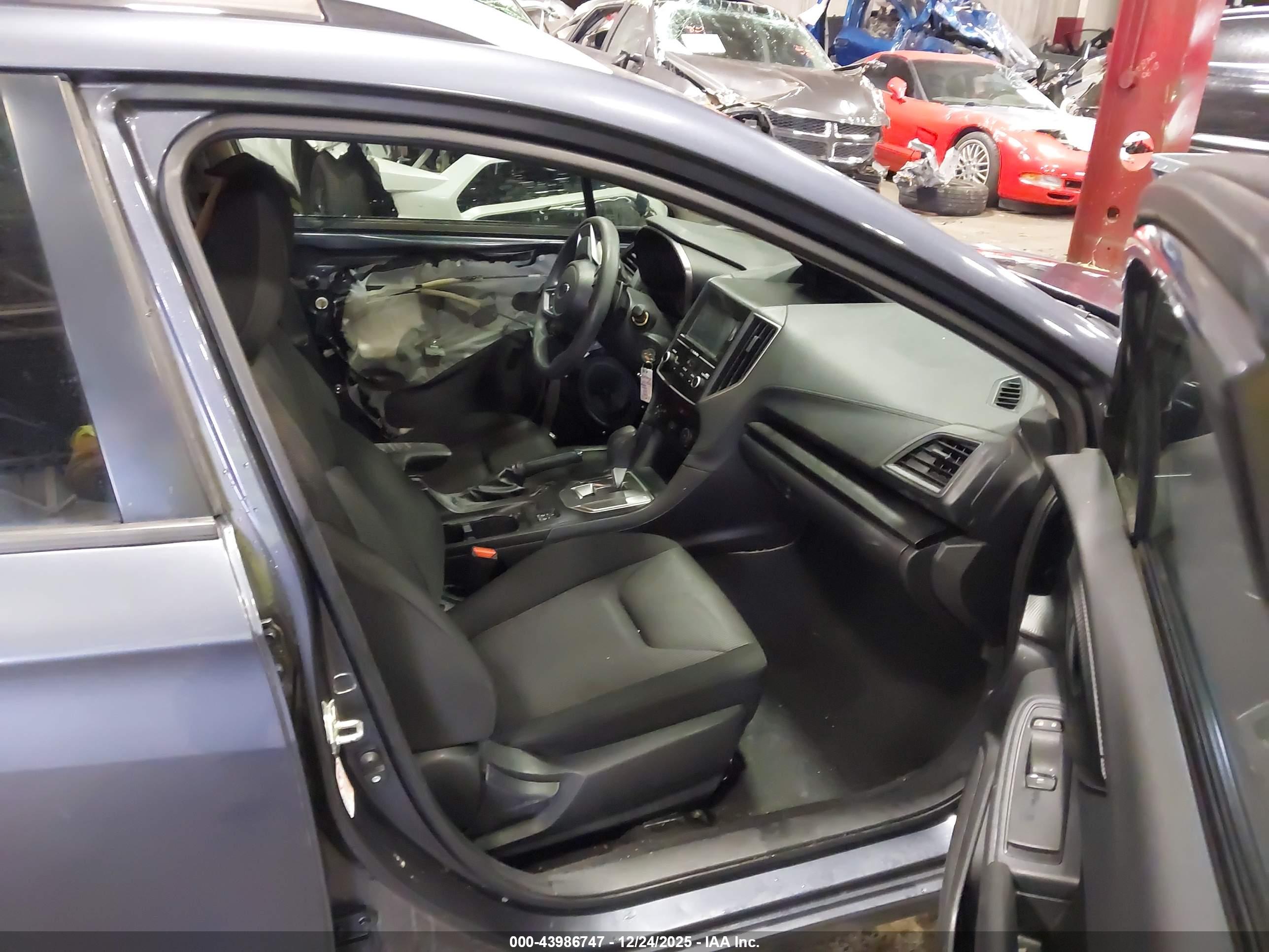 SUBARU IMPREZA image 5