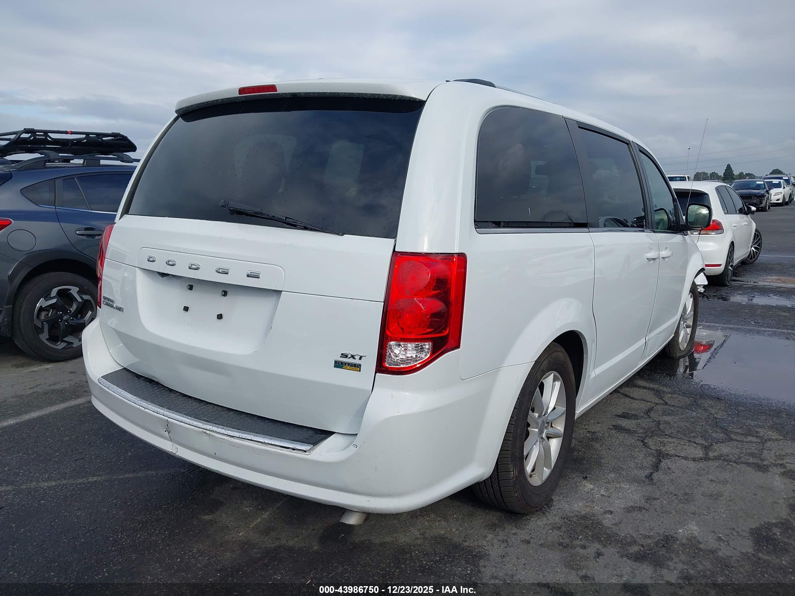 DODGE GRAND image 4