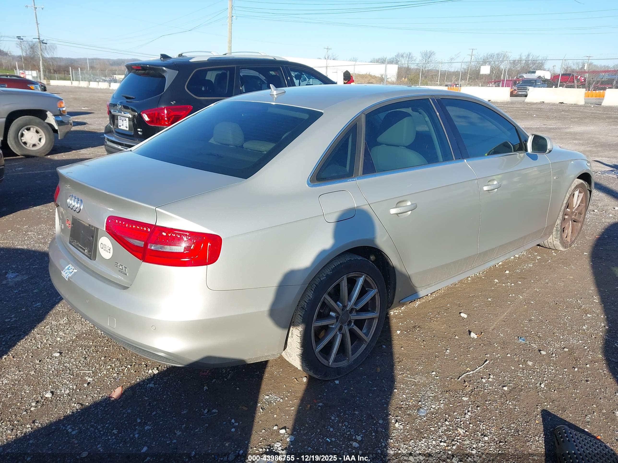 AUDI A4 image 4