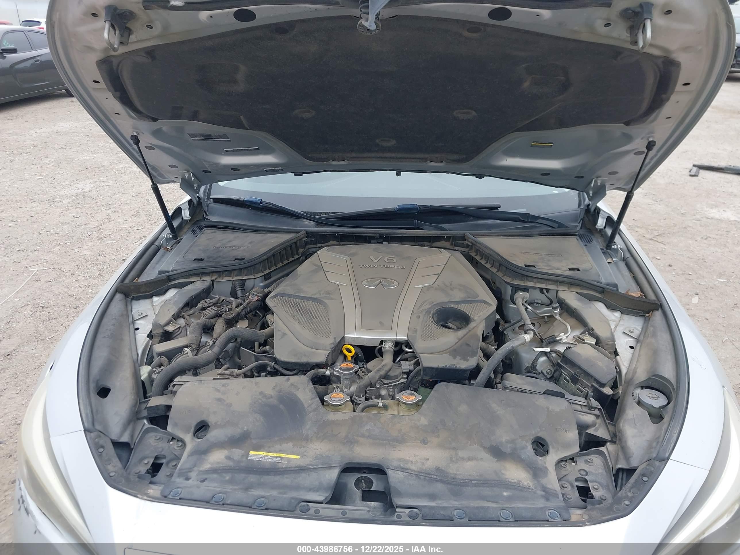 INFINITI Q50 image 10