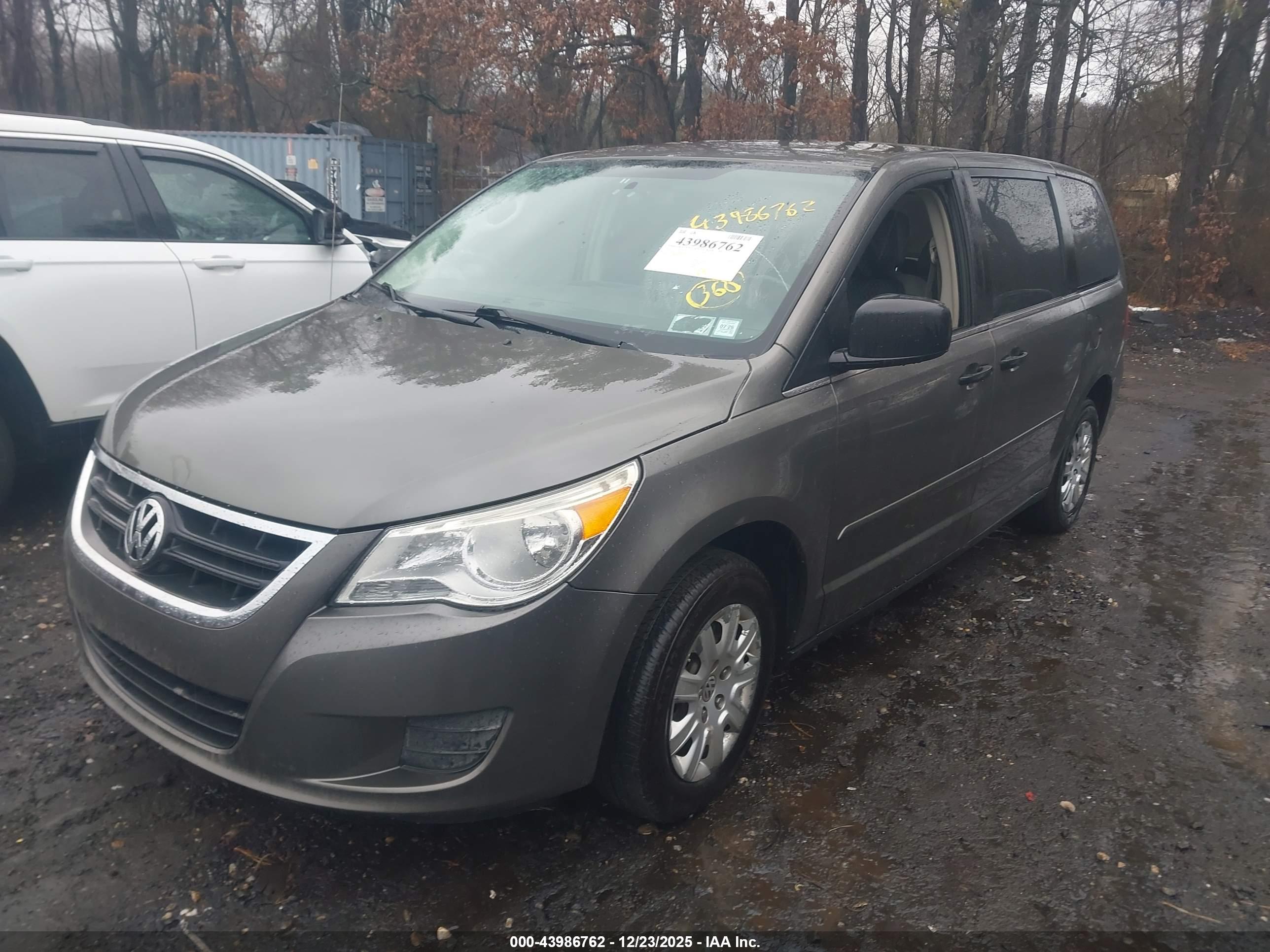VOLKSWAGEN ROUTAN image 2