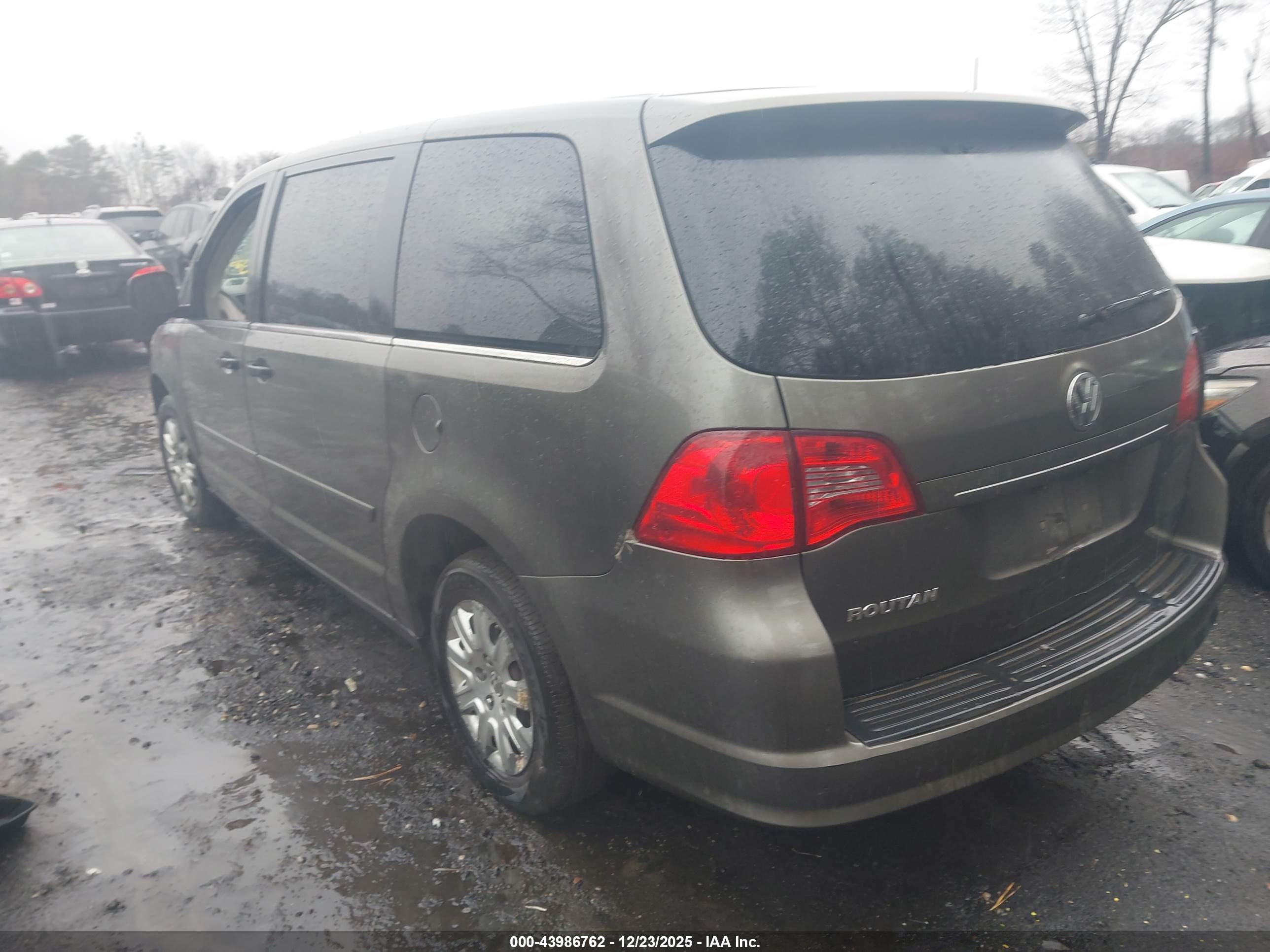 VOLKSWAGEN ROUTAN image 3