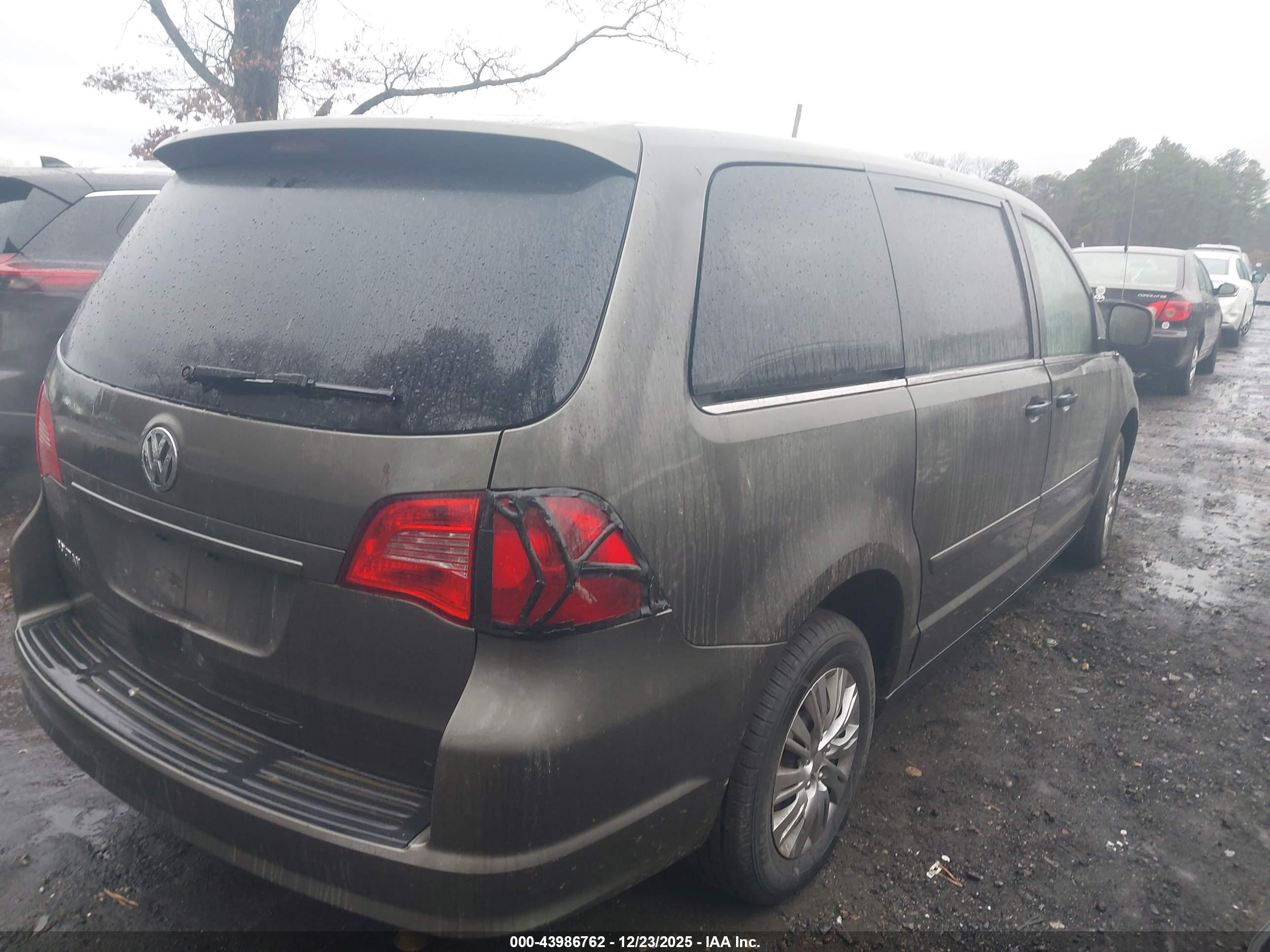 VOLKSWAGEN ROUTAN image 4