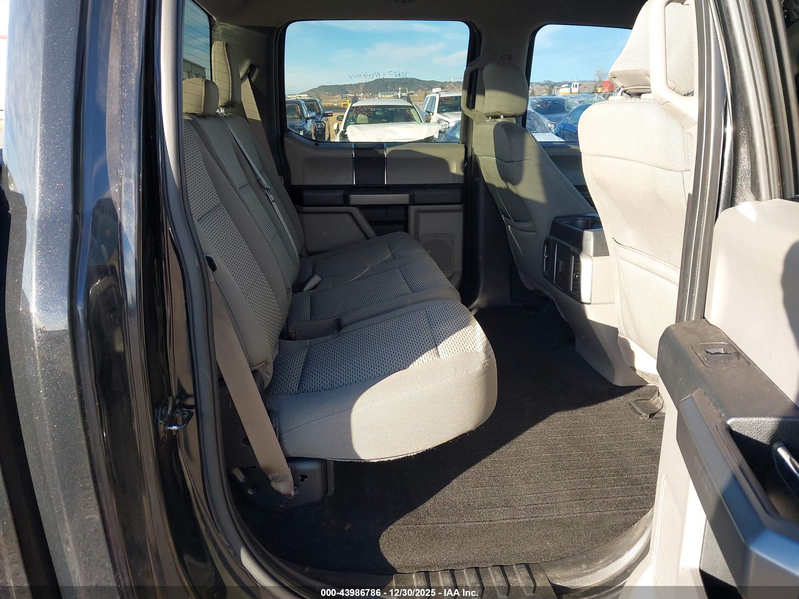 FORD F-150 image 8