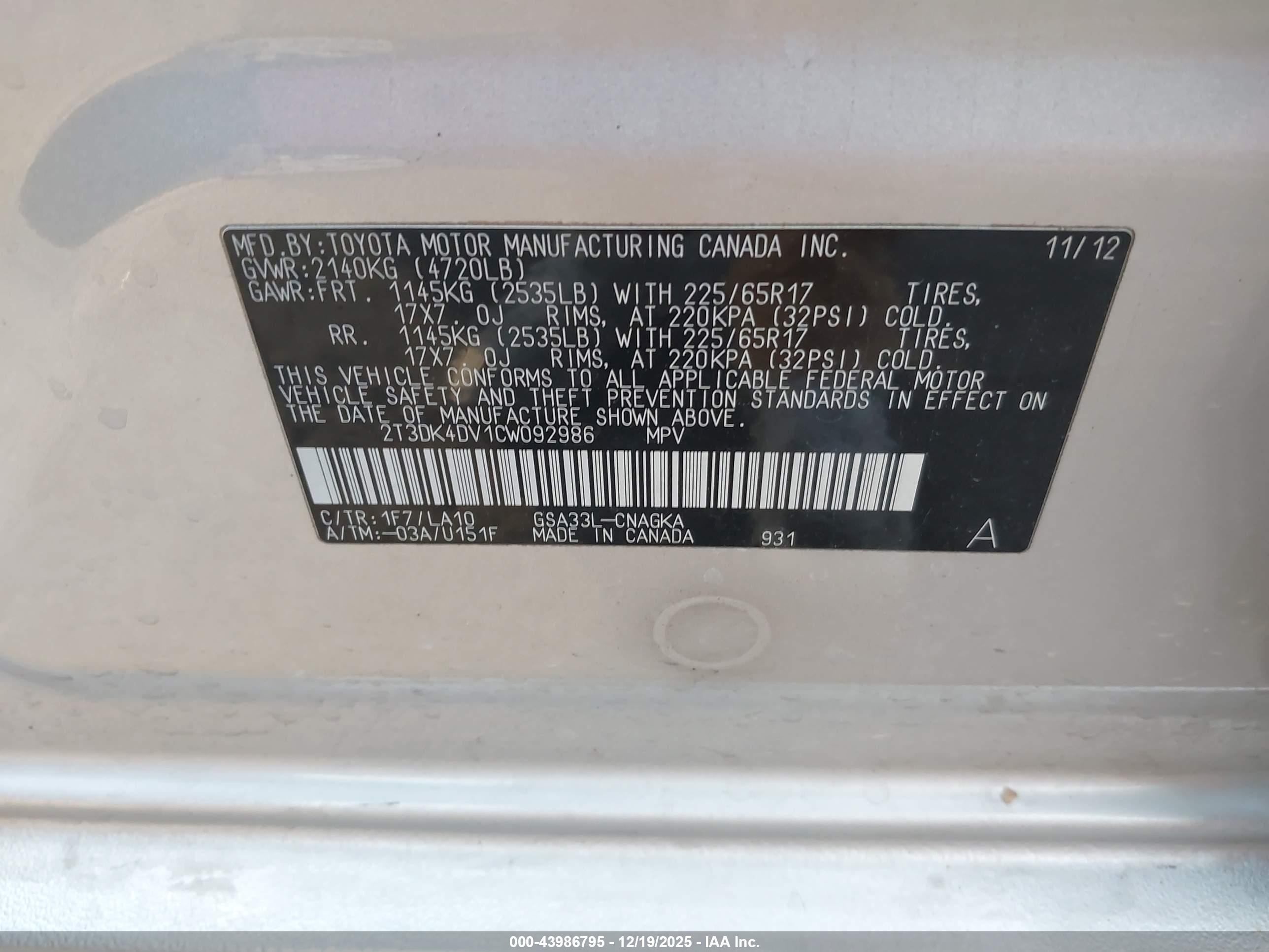 TOYOTA RAV4 image 9