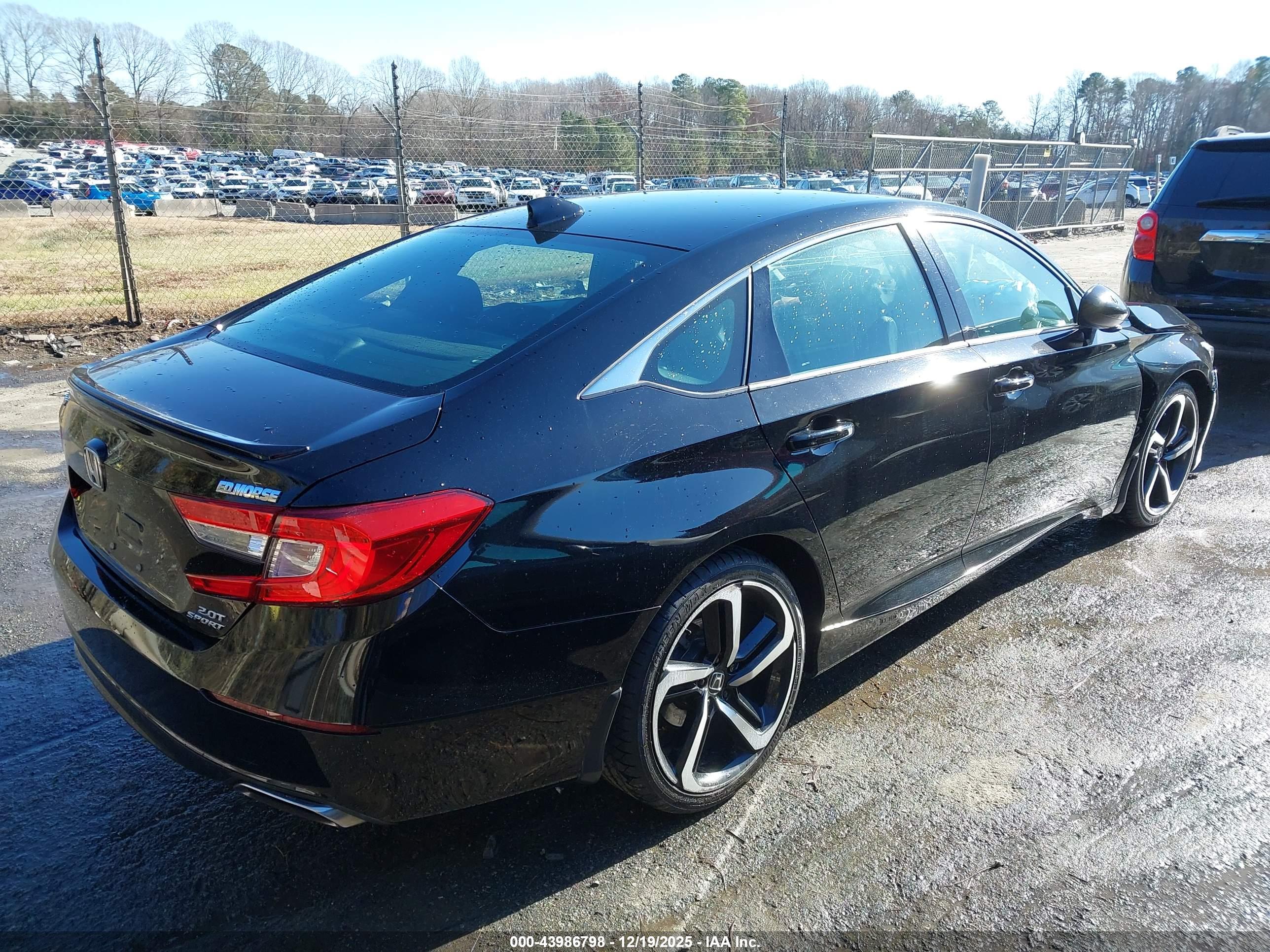 HONDA ACCORD image 4