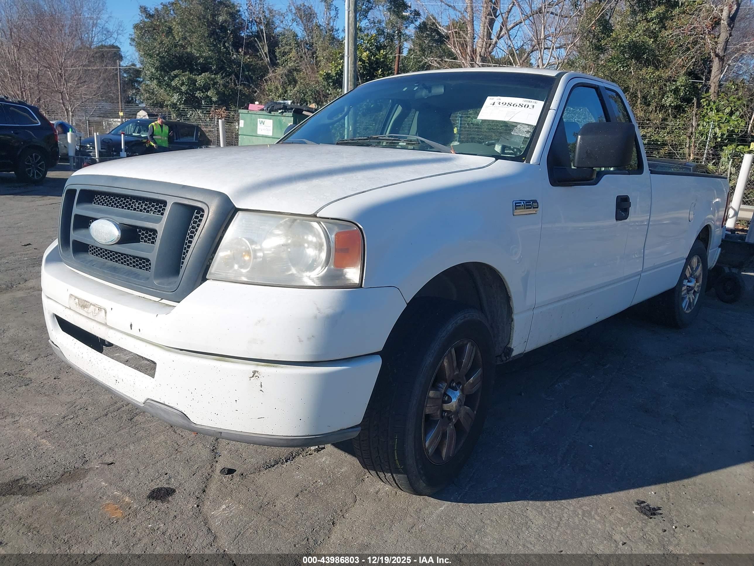 FORD F-150 image 2