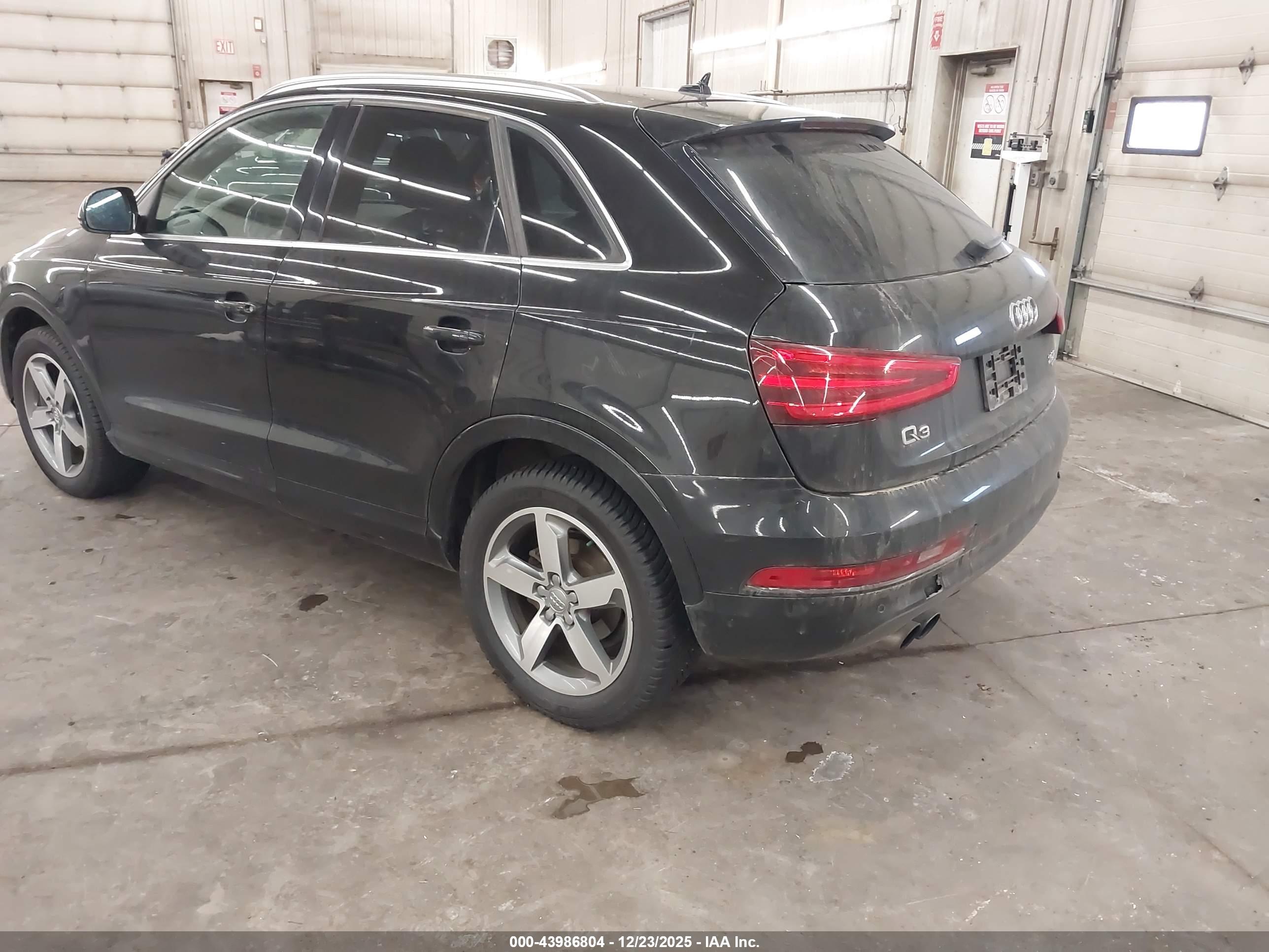 AUDI Q3 image 3