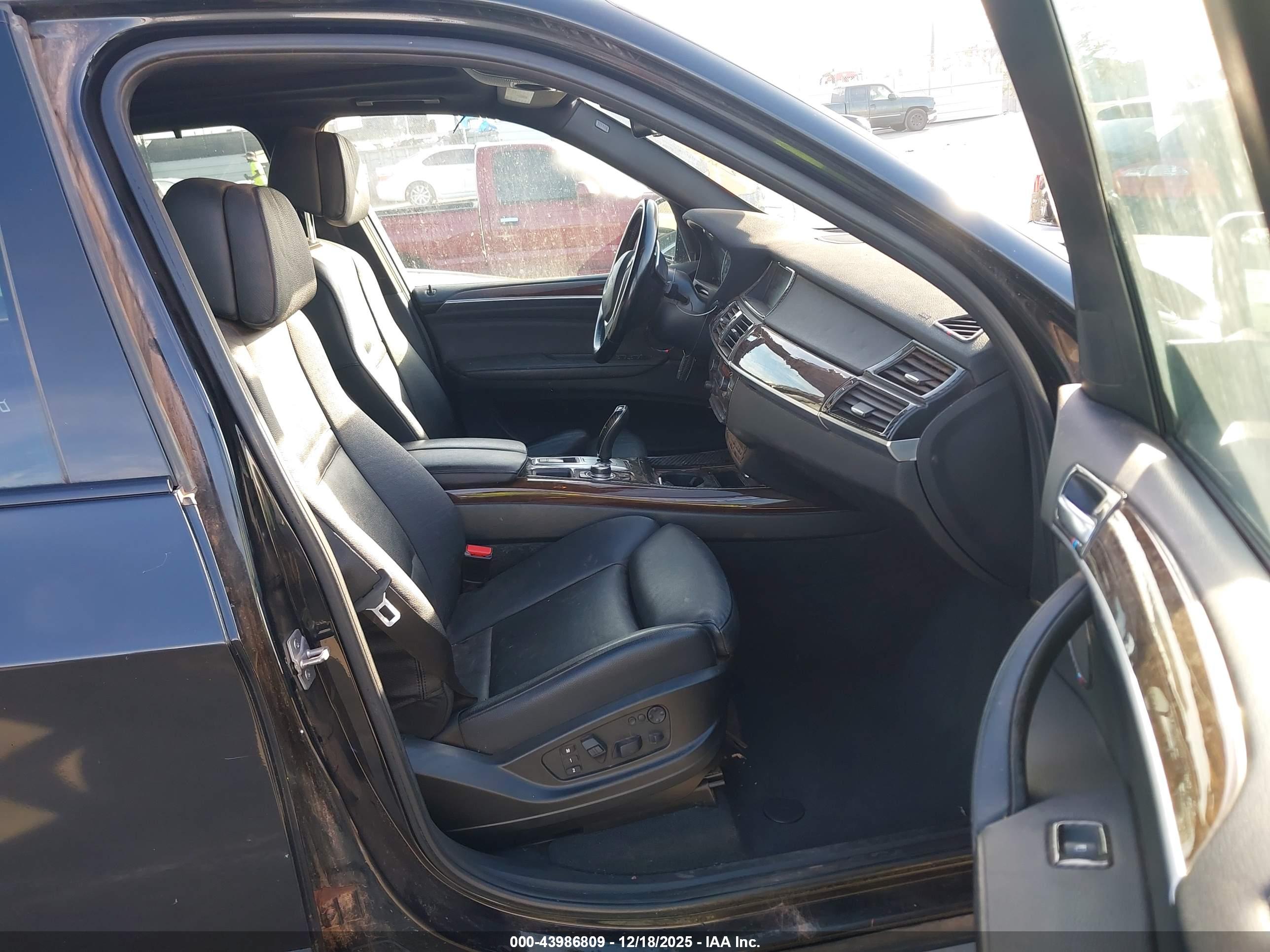BMW X5 image 5