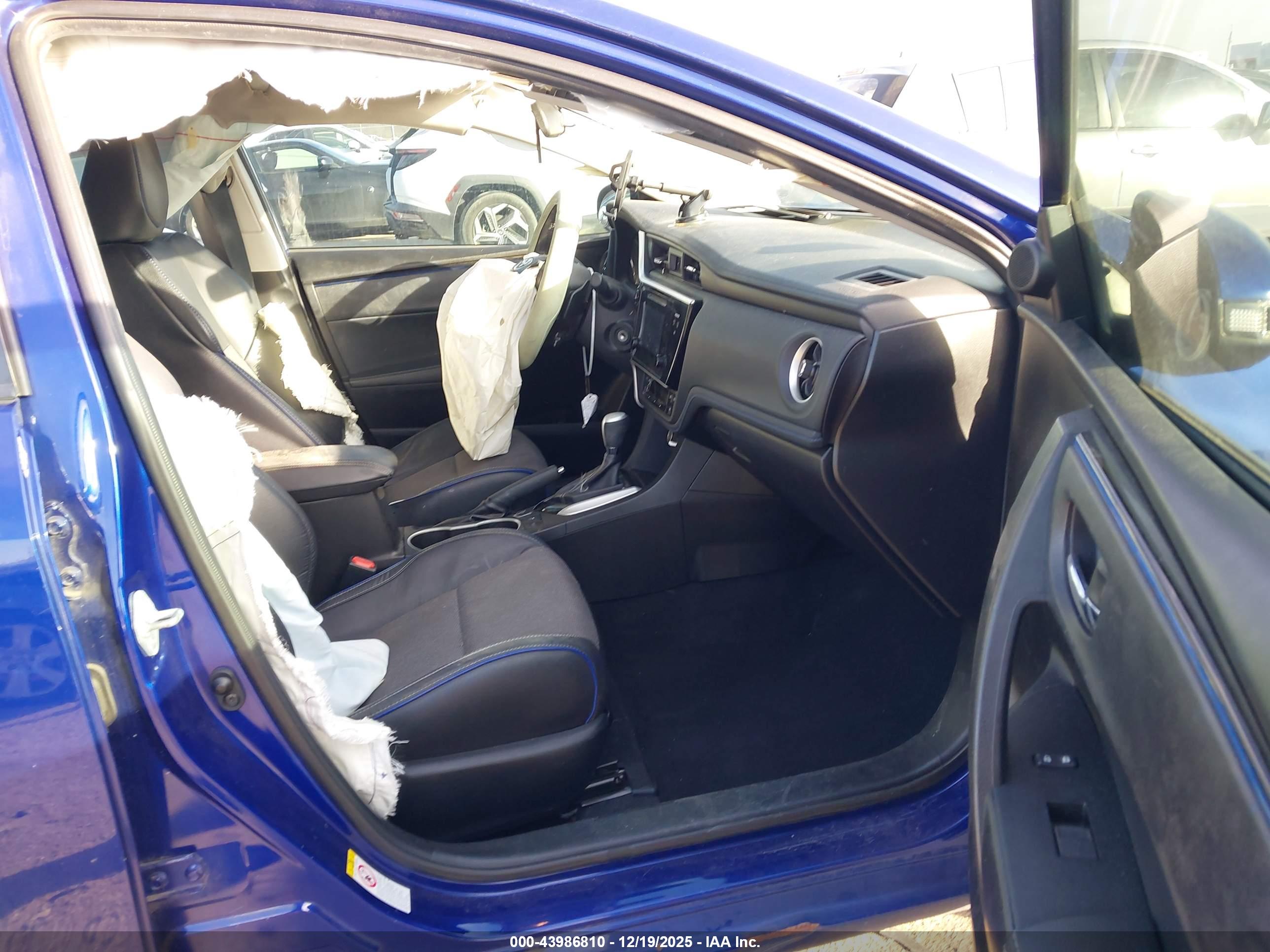 TOYOTA COROLLA image 5