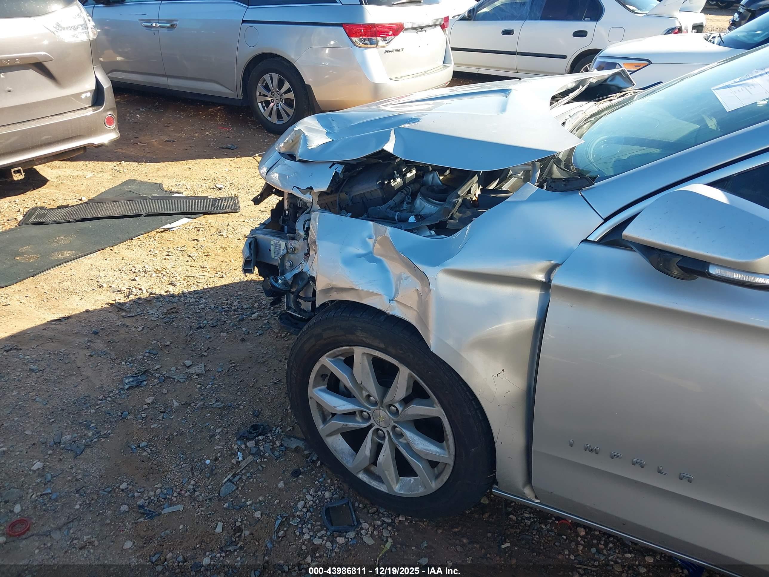 CHEVROLET IMPALA image 6