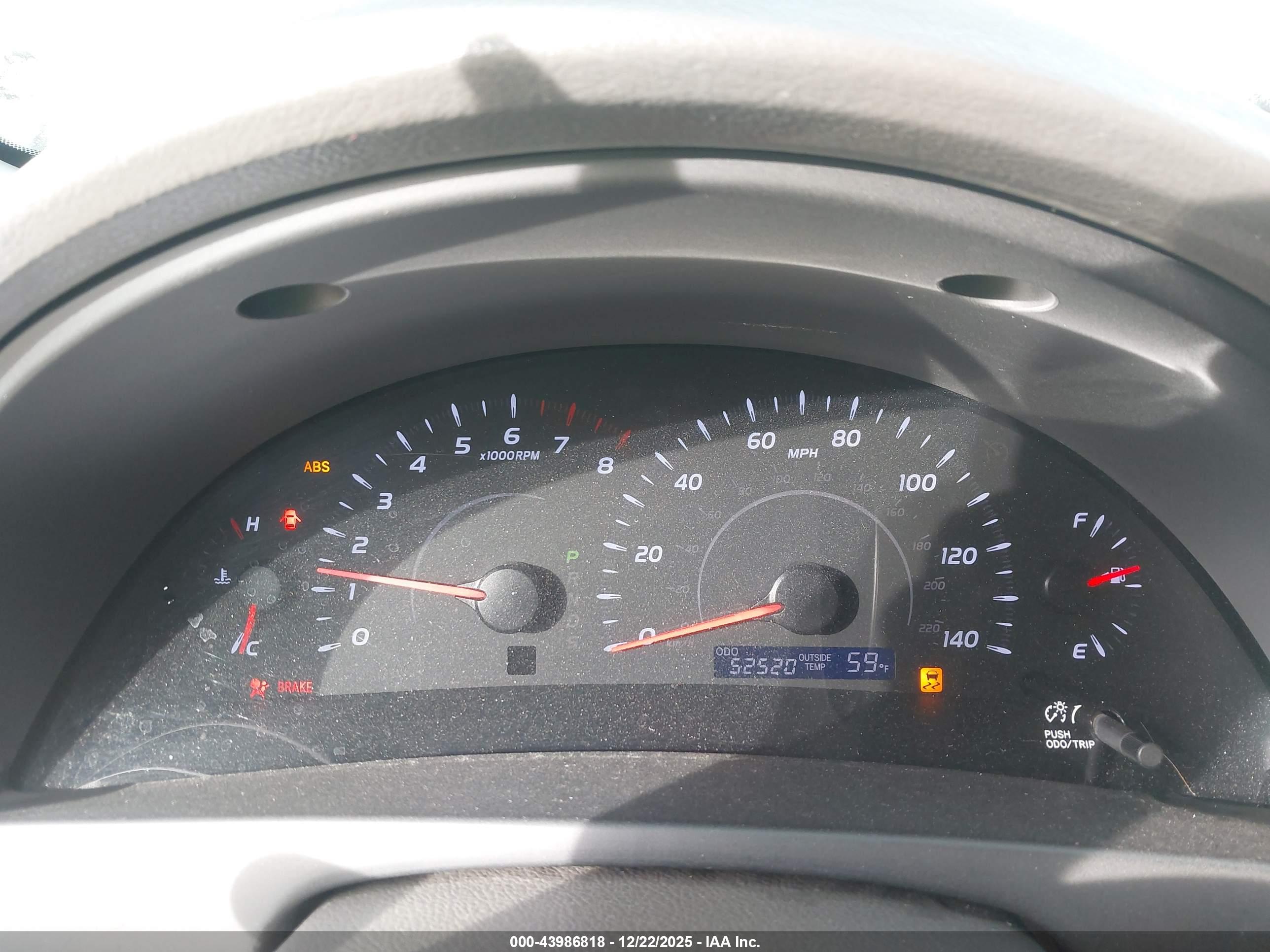 TOYOTA CAMRY image 7