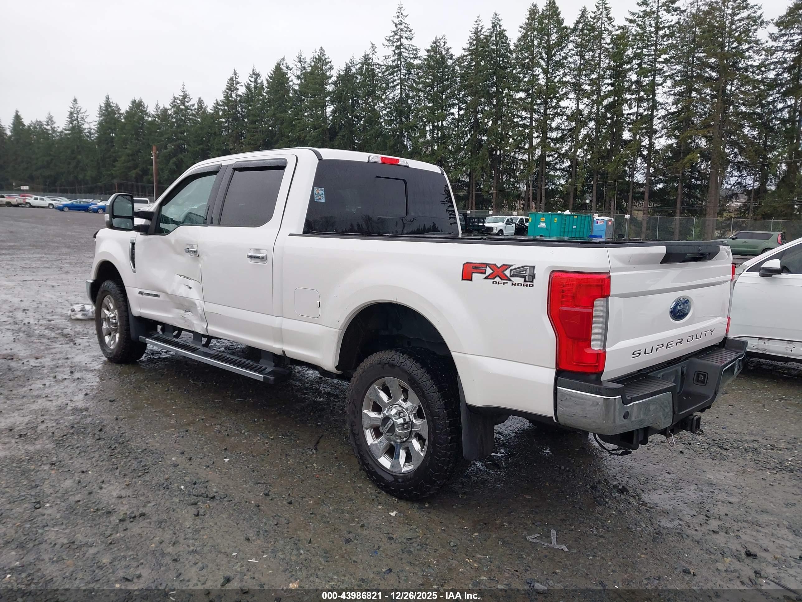FORD F-350 image 3