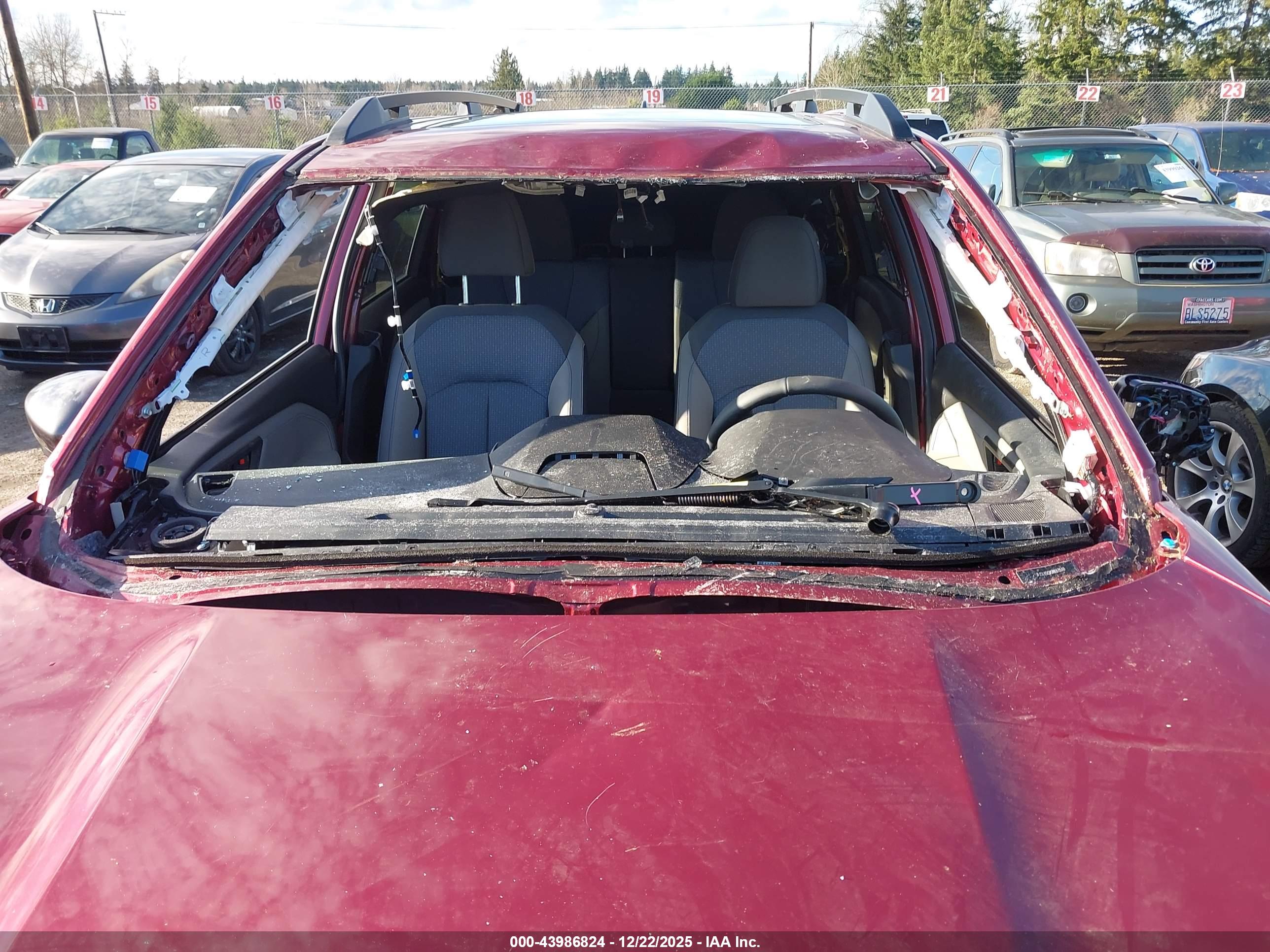 SUBARU FORESTER image 6