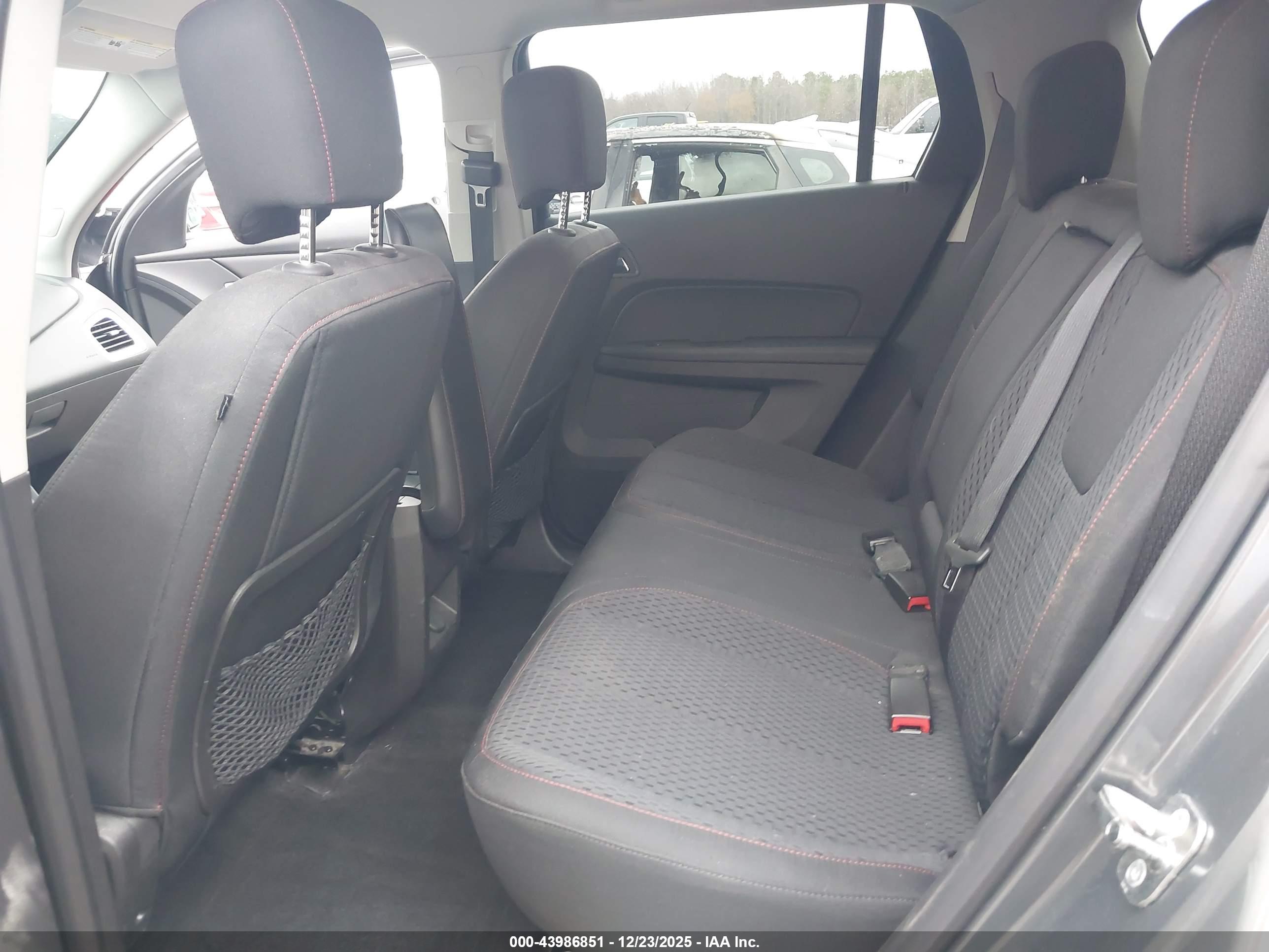 GMC TERRAIN image 8