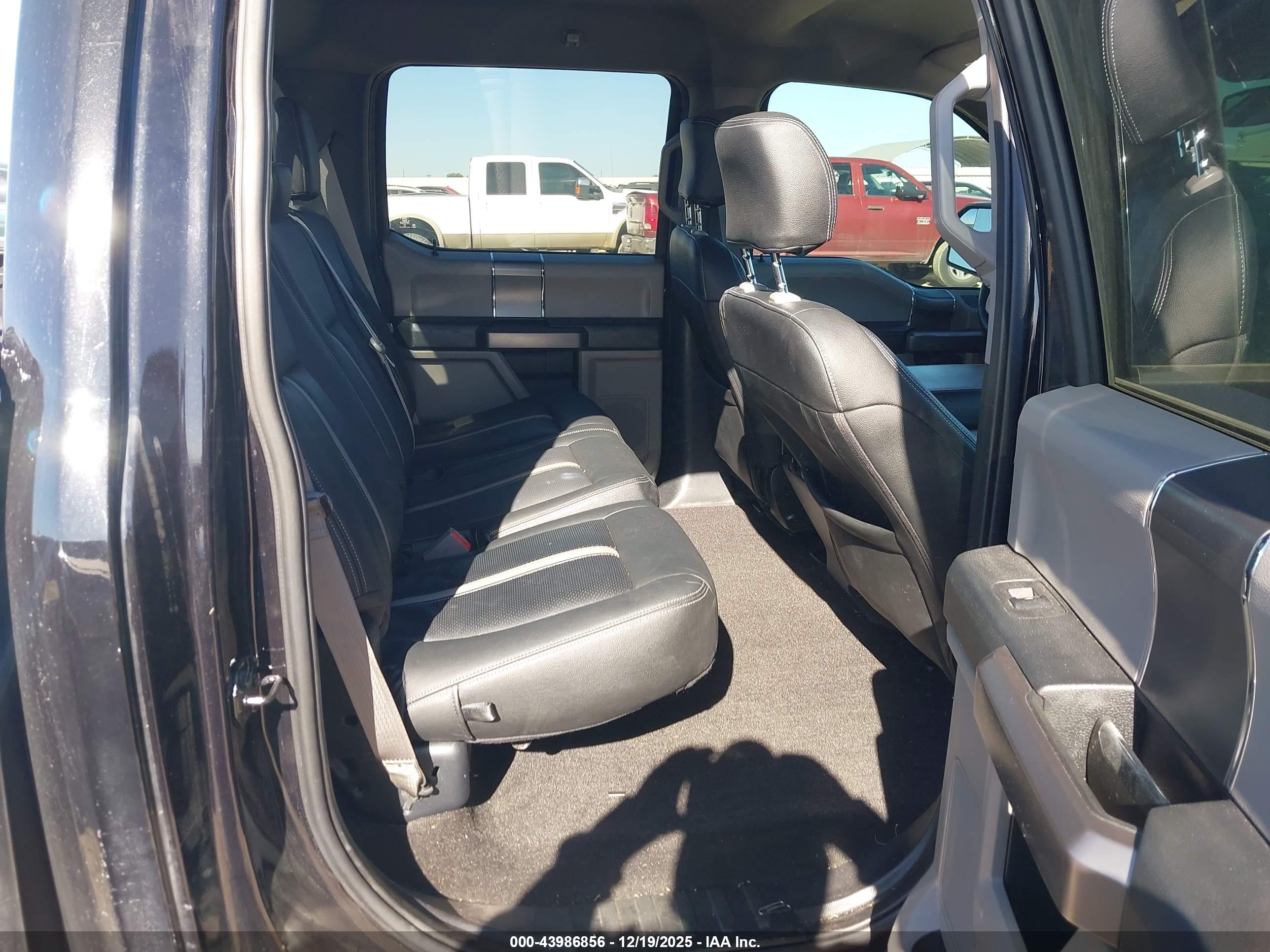 FORD F-150 image 8
