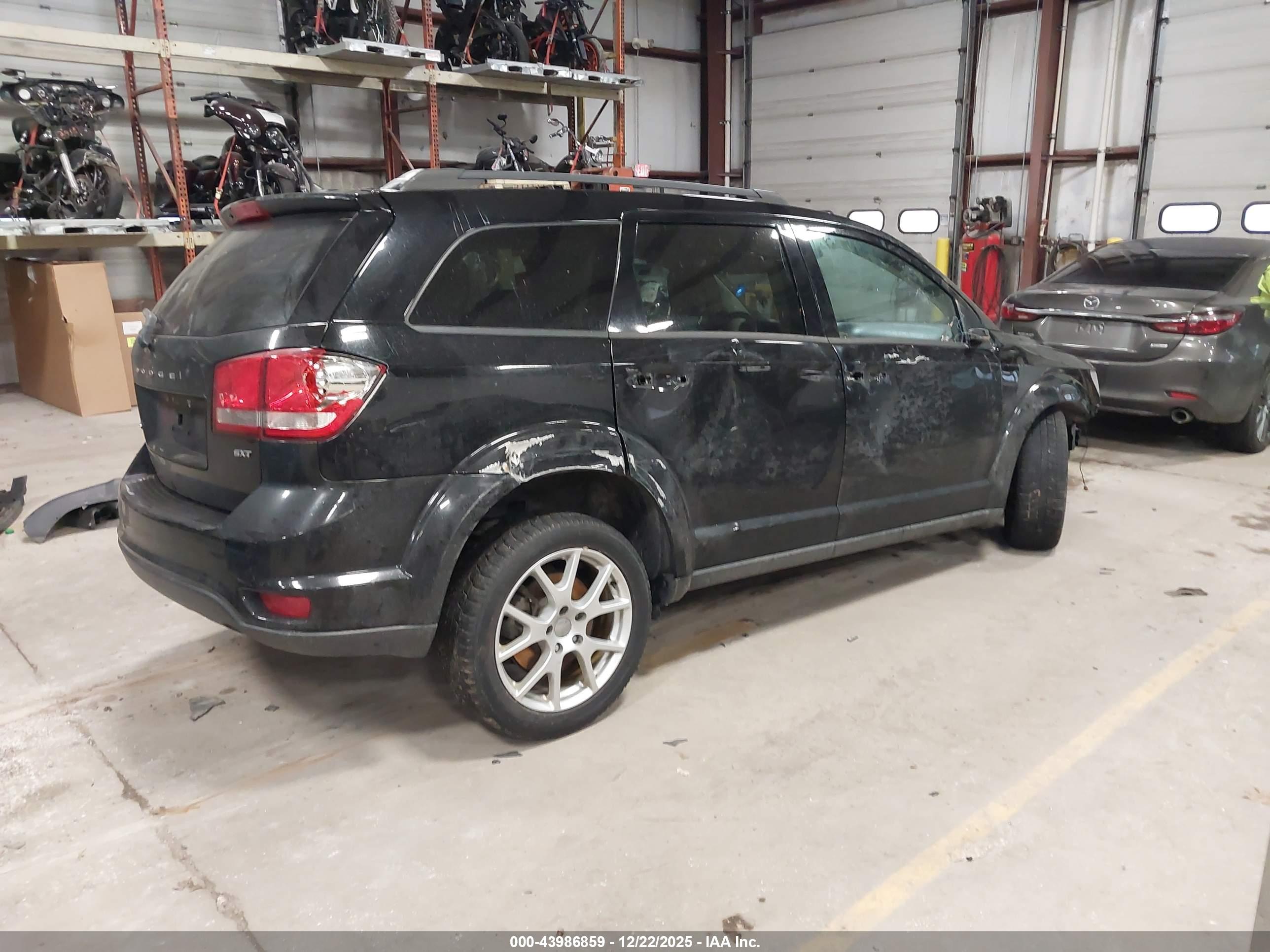 DODGE JOURNEY image 4