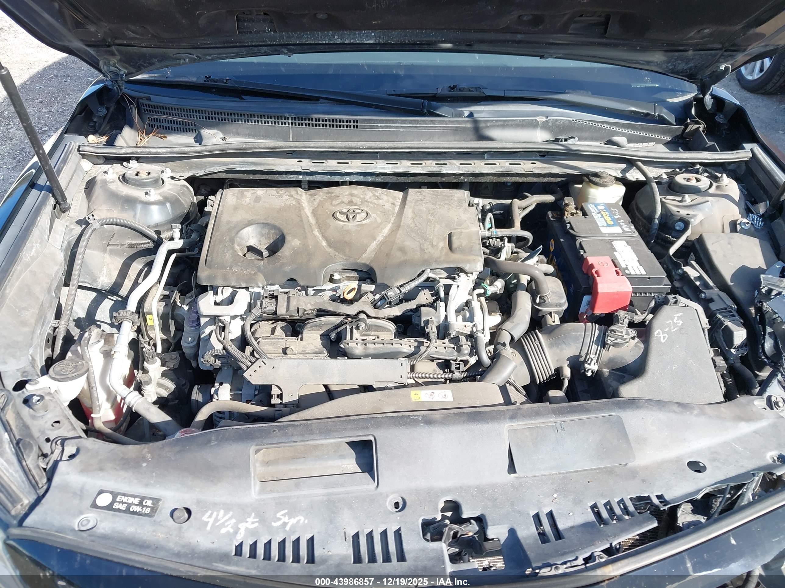 TOYOTA CAMRY image 10