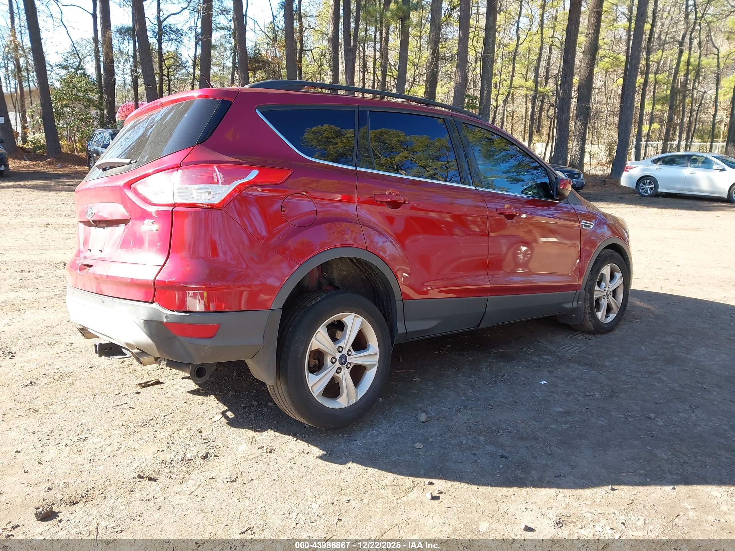 FORD ESCAPE image 4