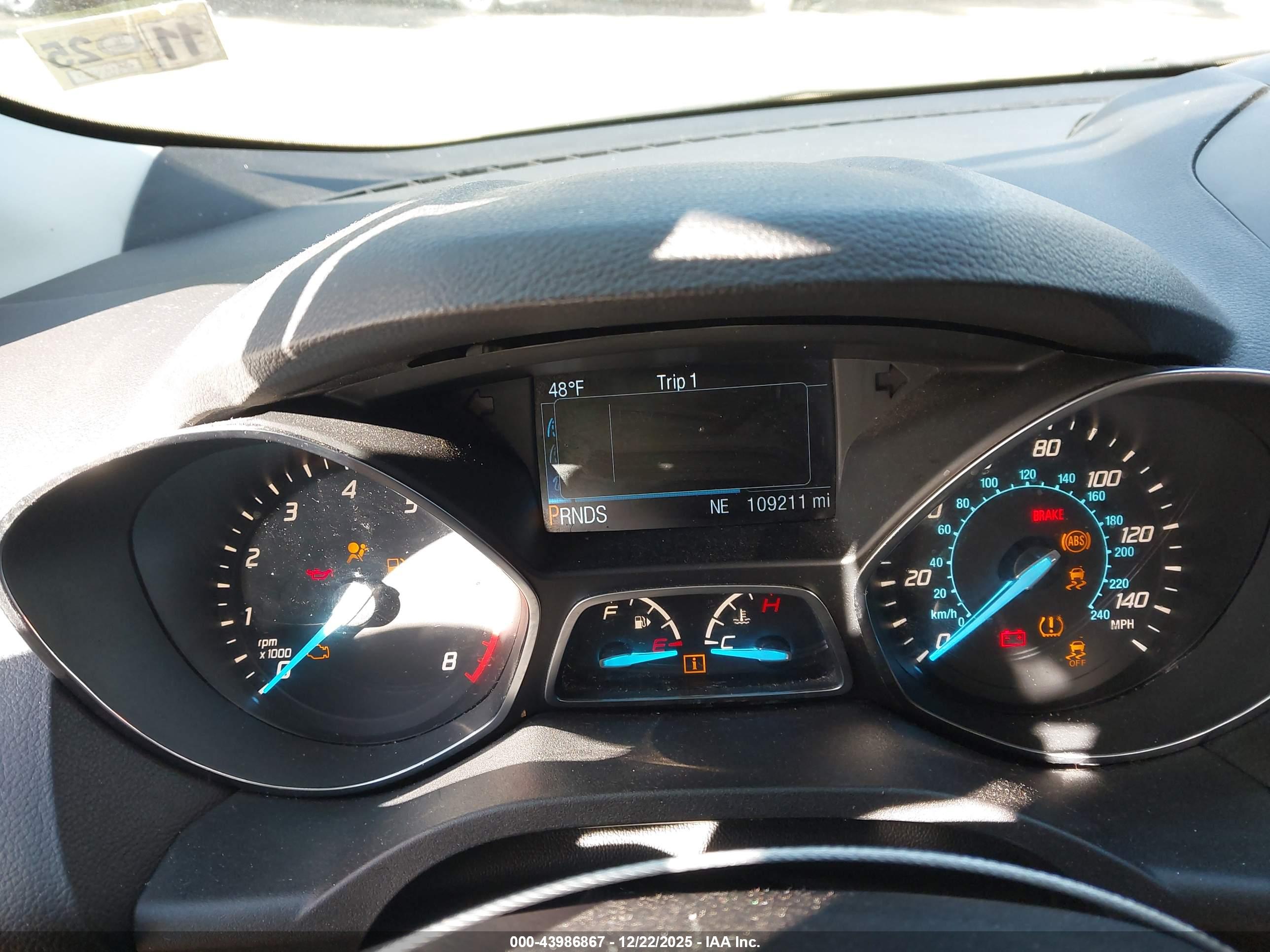 FORD ESCAPE image 7