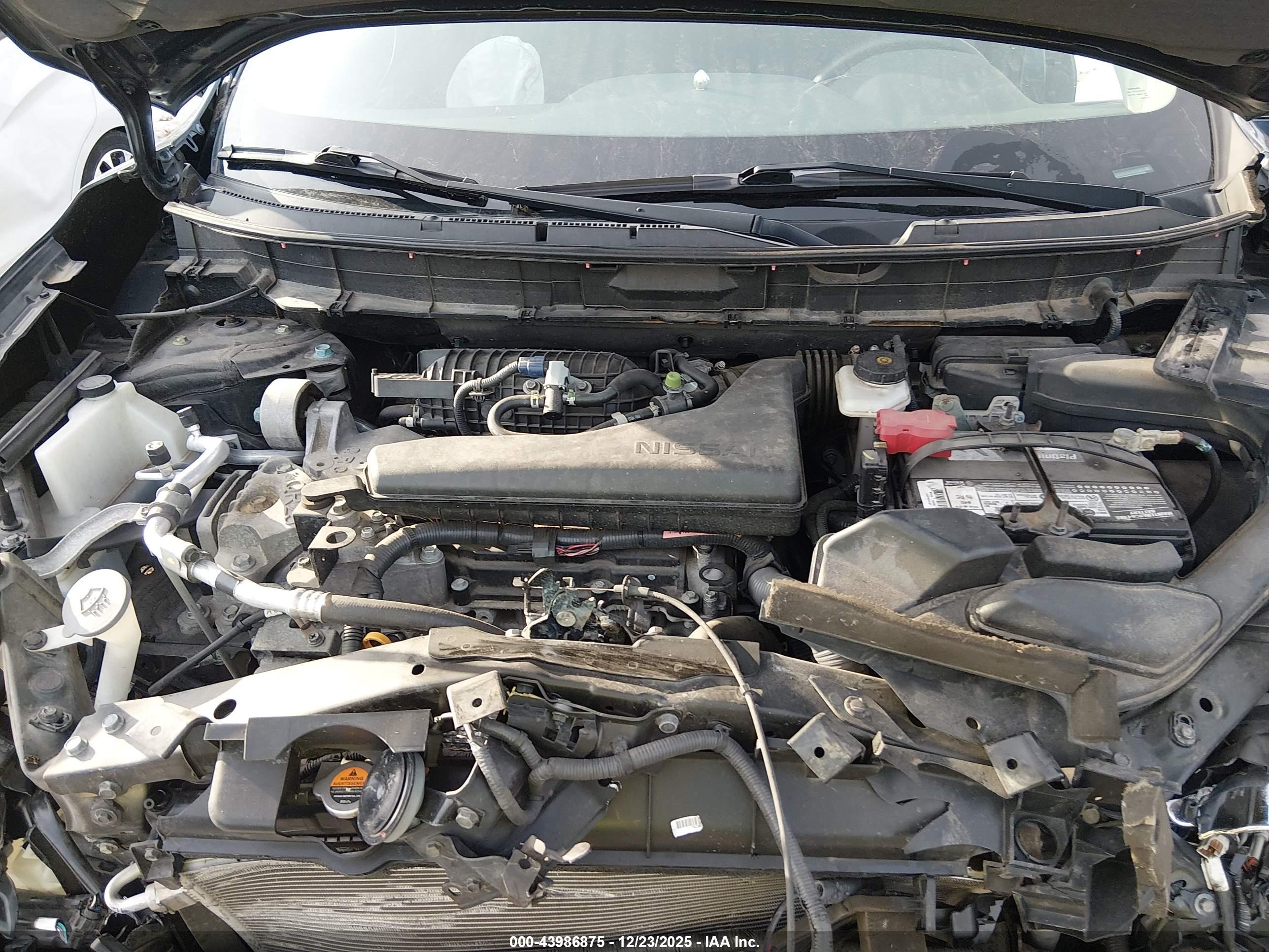 NISSAN ROGUE image 10