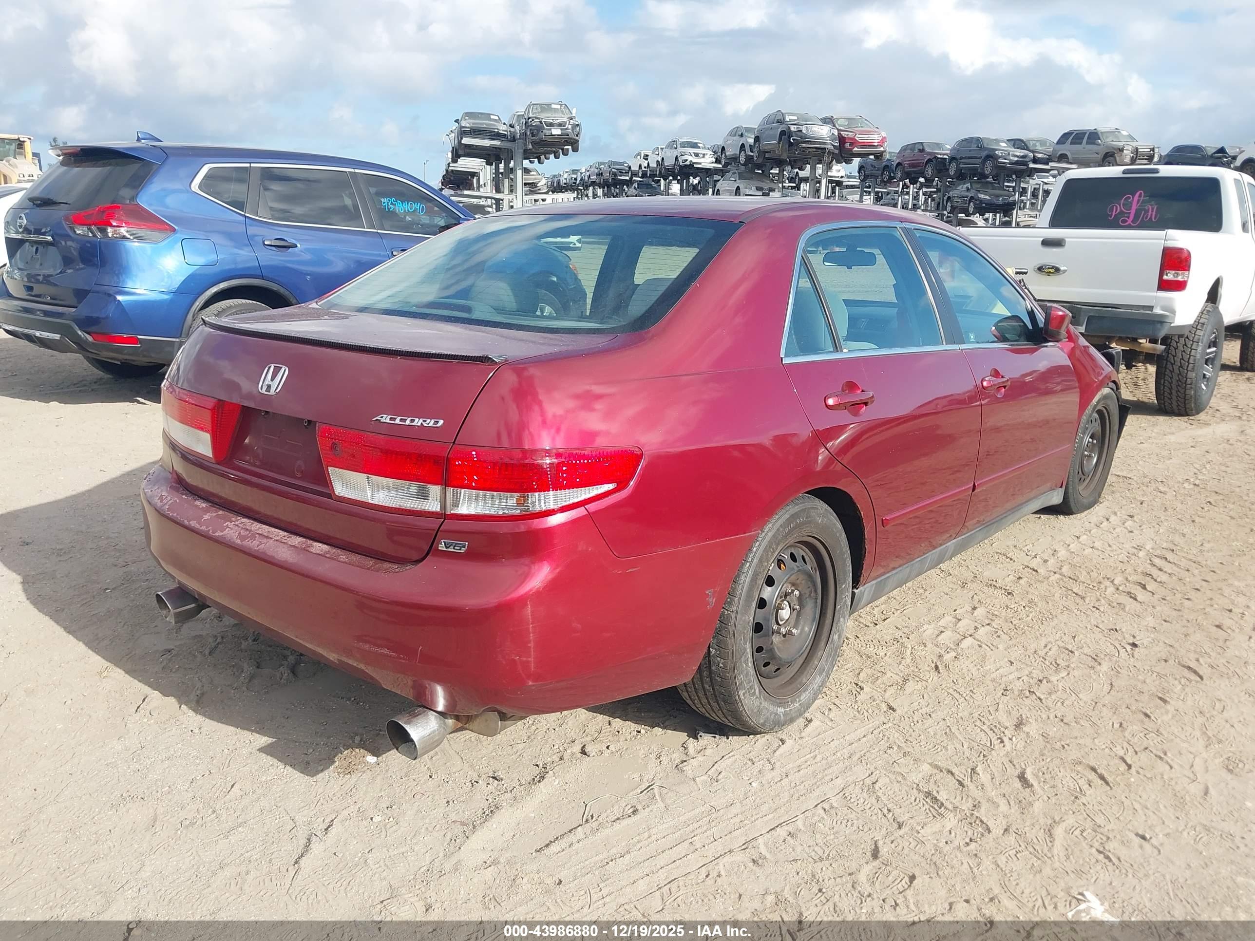 HONDA ACCORD image 4