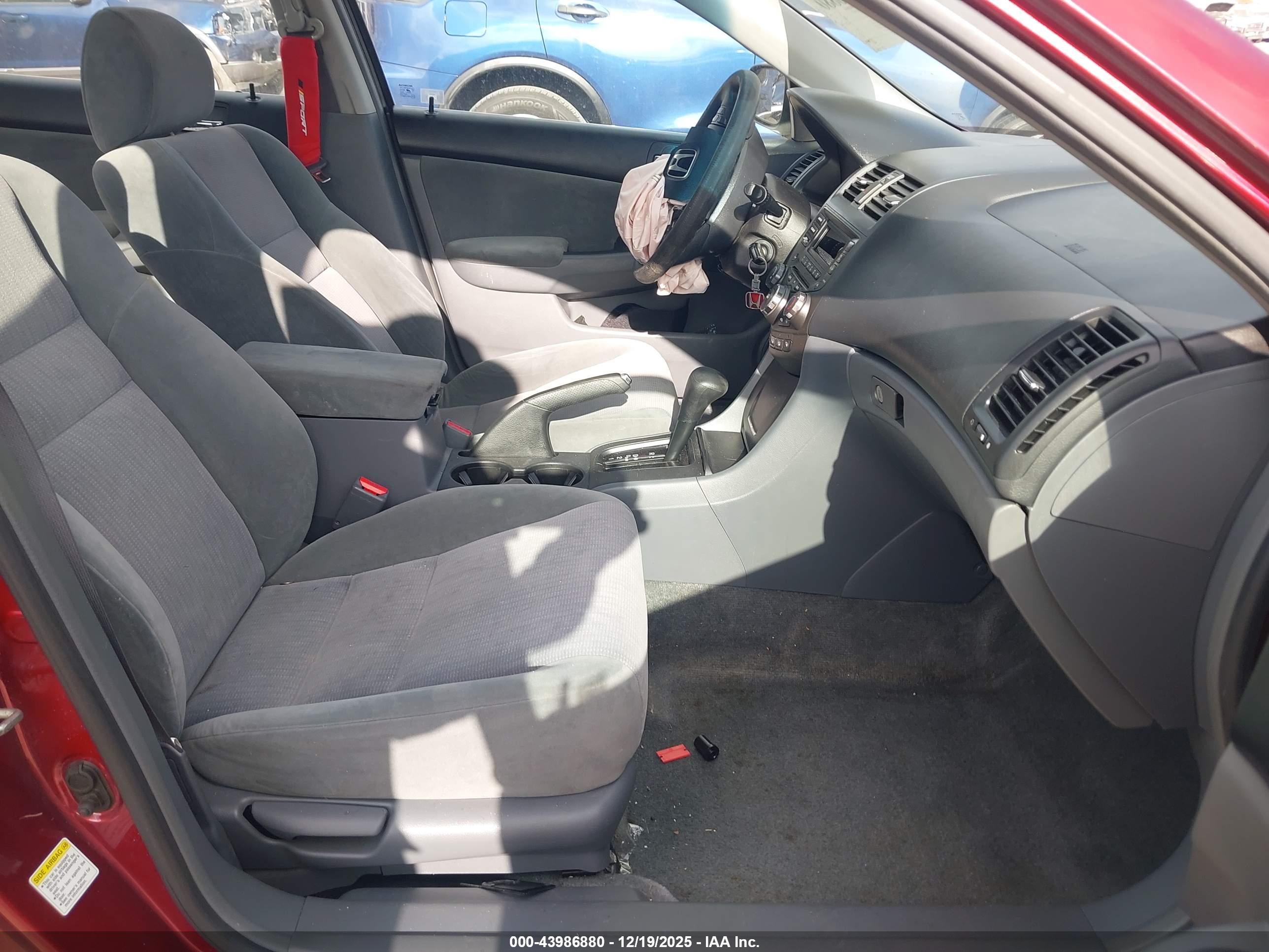 HONDA ACCORD image 5