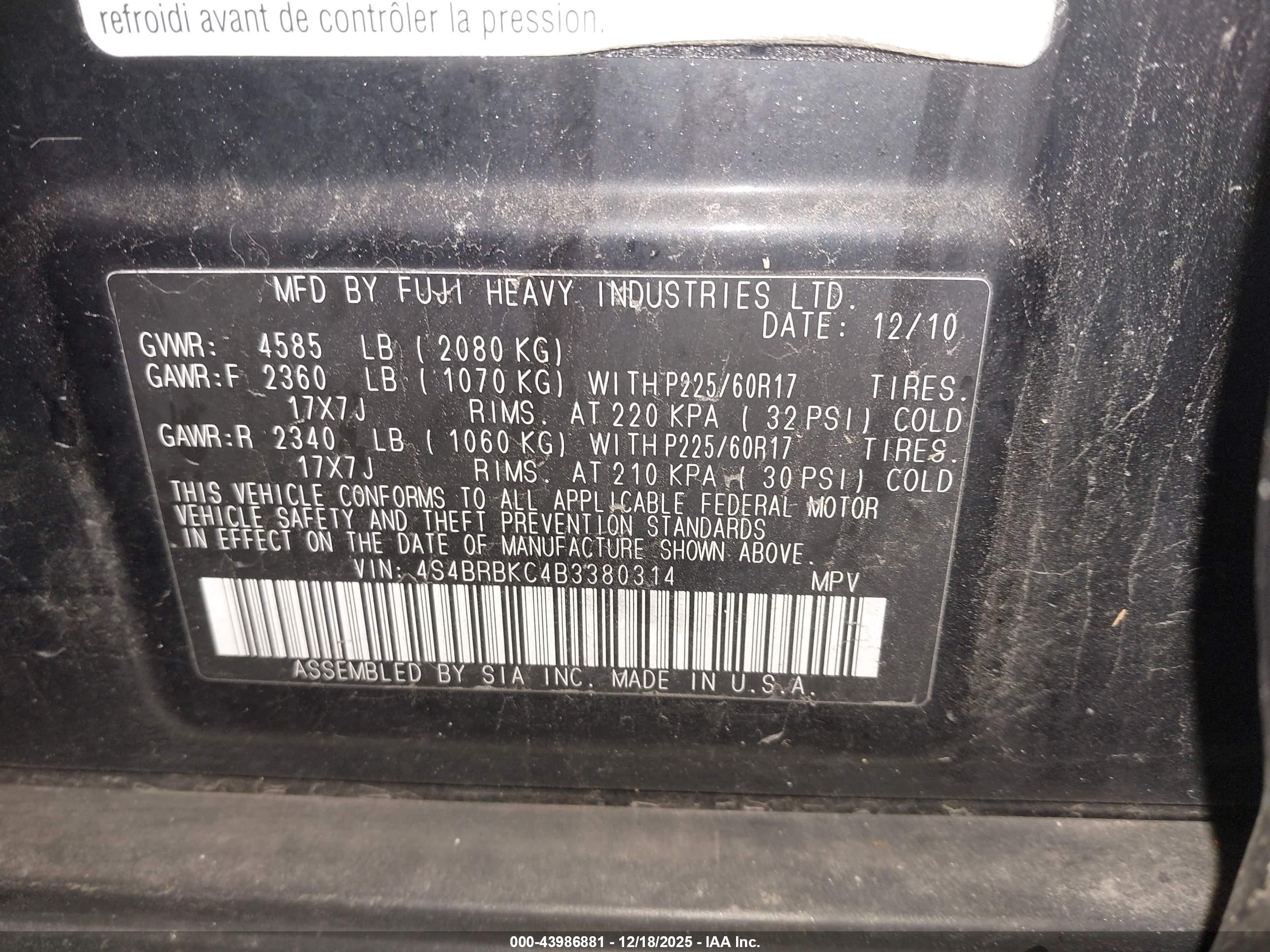 SUBARU OUTBACK image 9