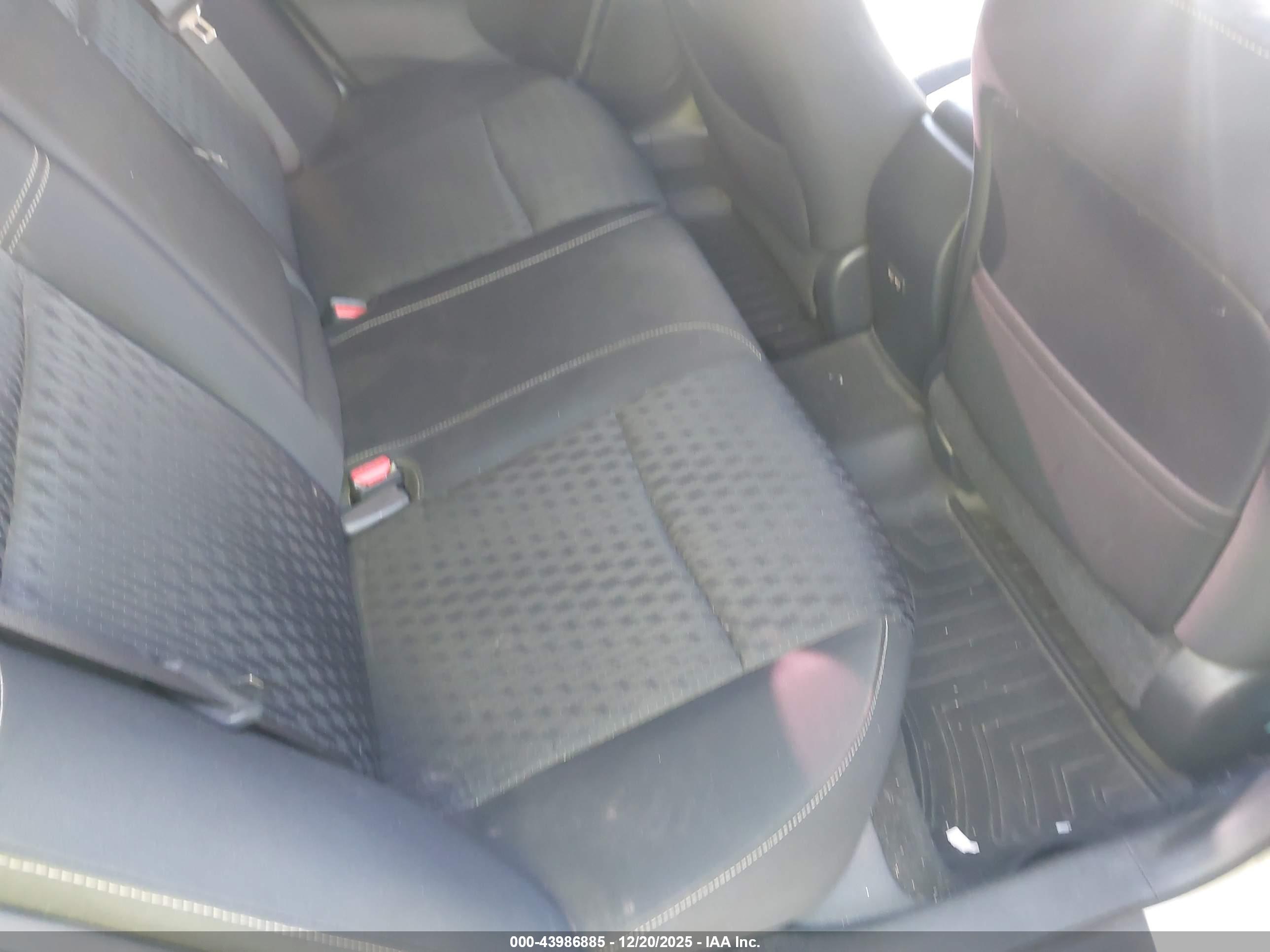 NISSAN ALTIMA image 8