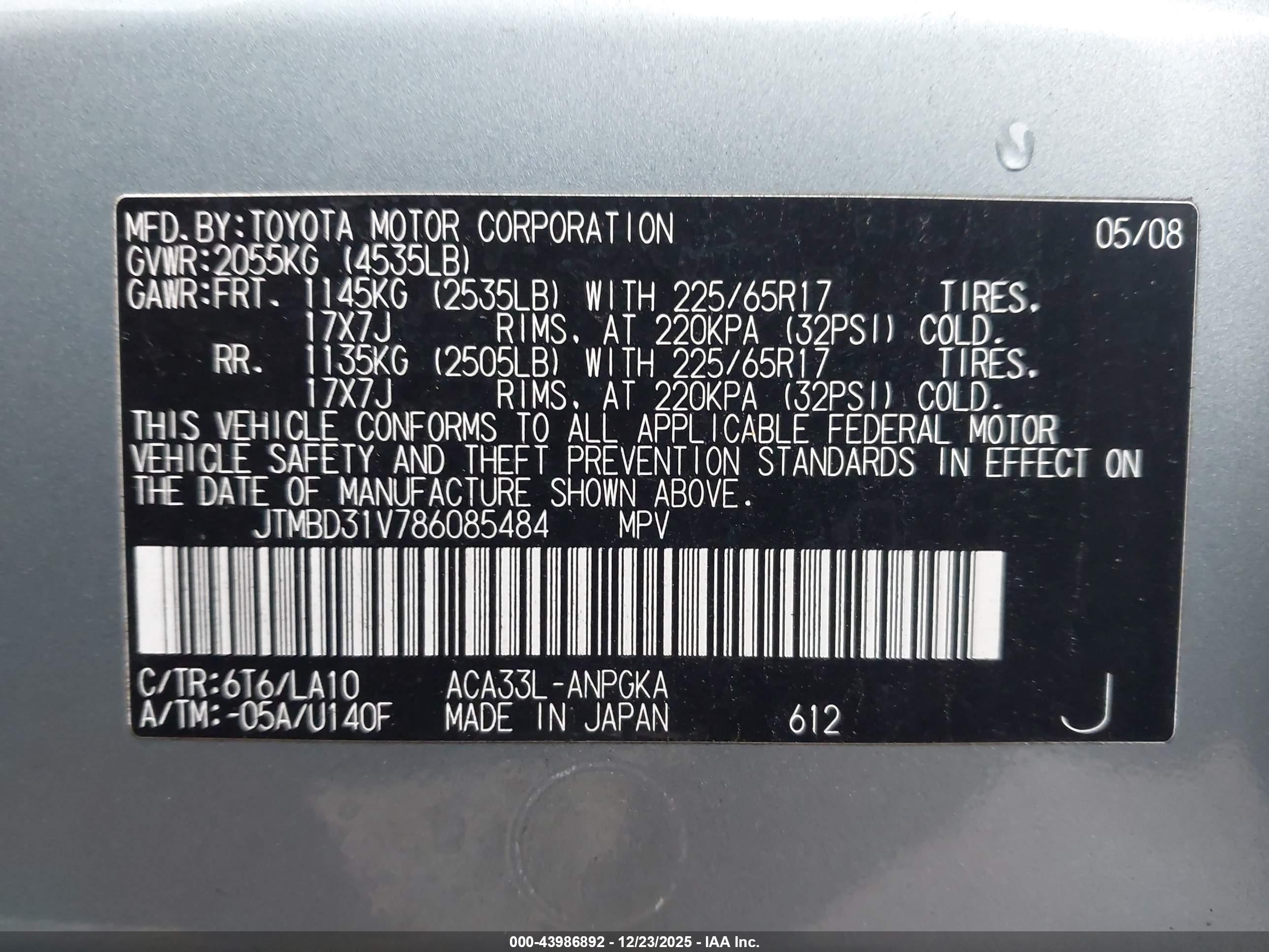 TOYOTA RAV4 image 9