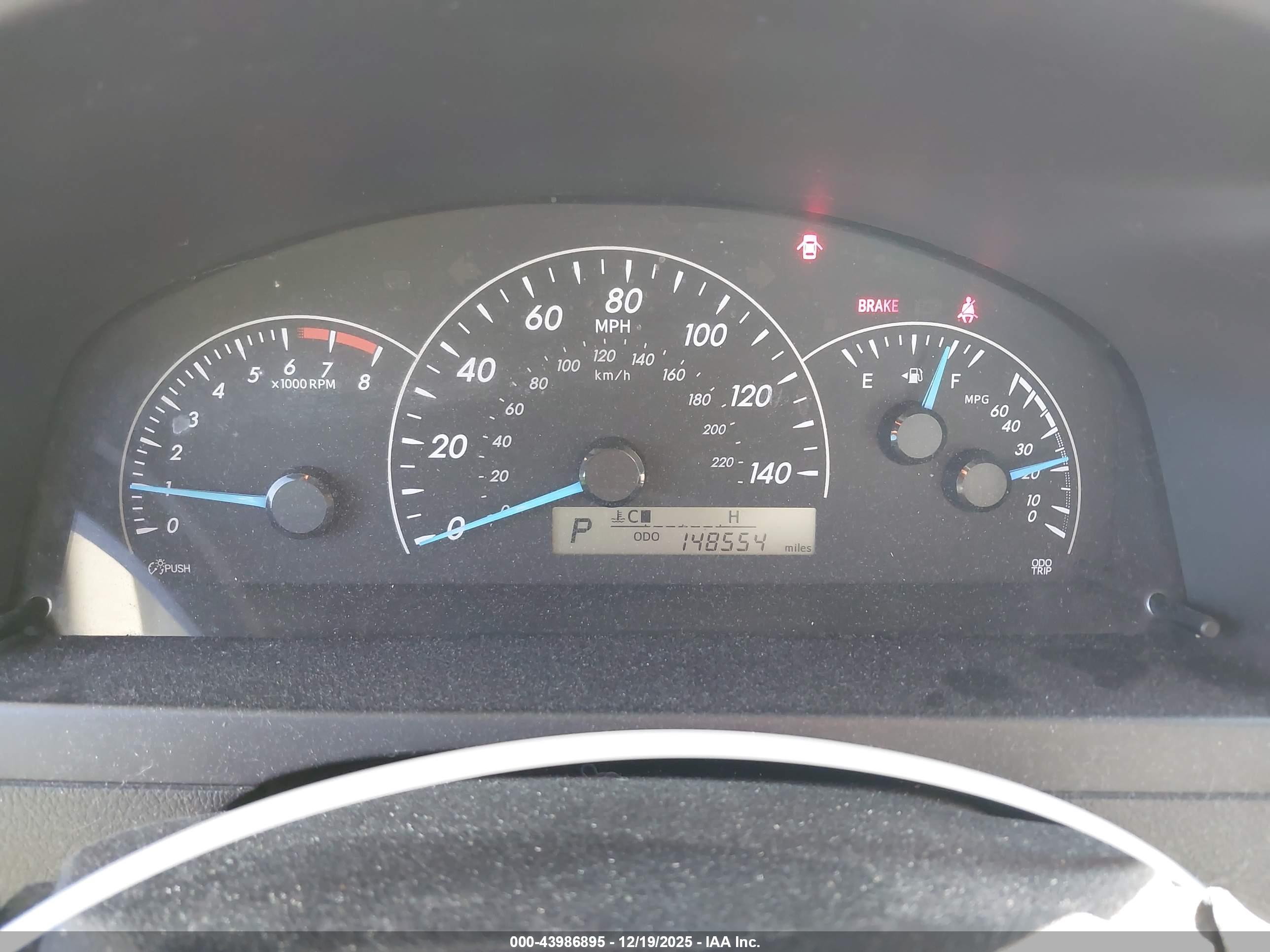 TOYOTA CAMRY image 7