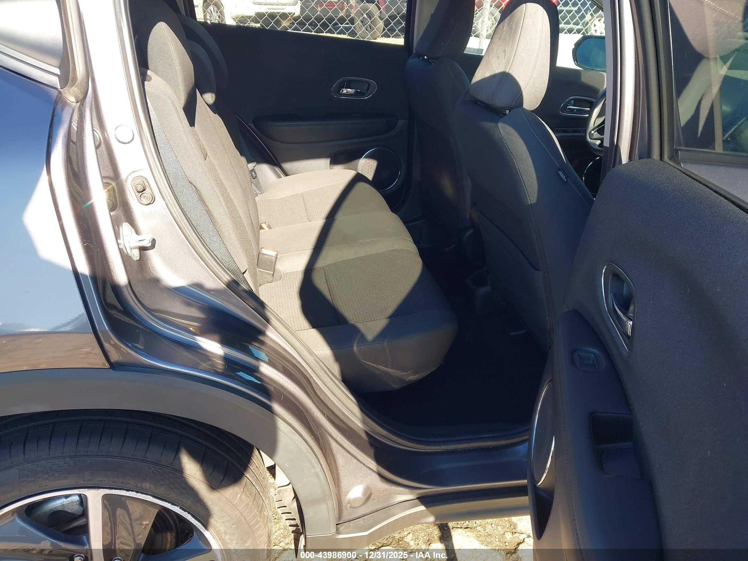 HONDA HR-V image 8