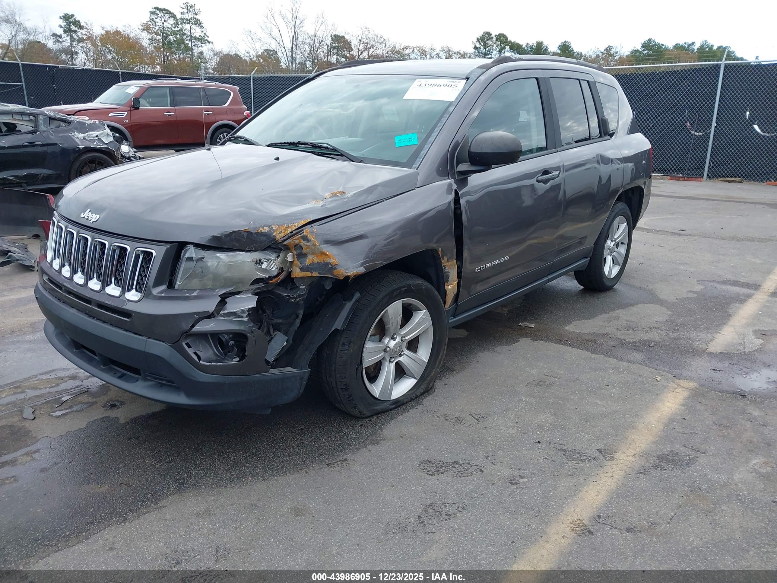 JEEP COMPASS image 2