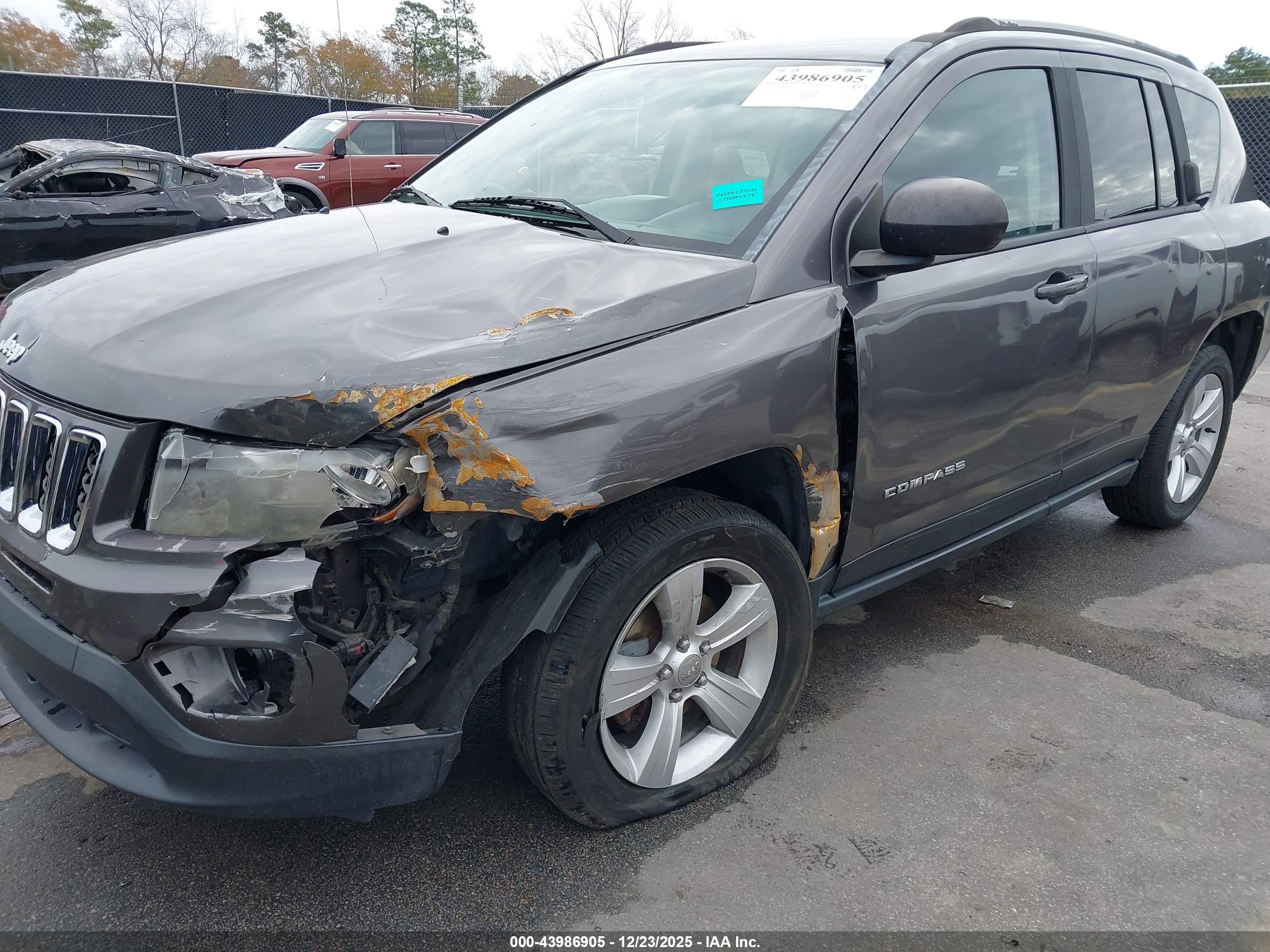 JEEP COMPASS image 6