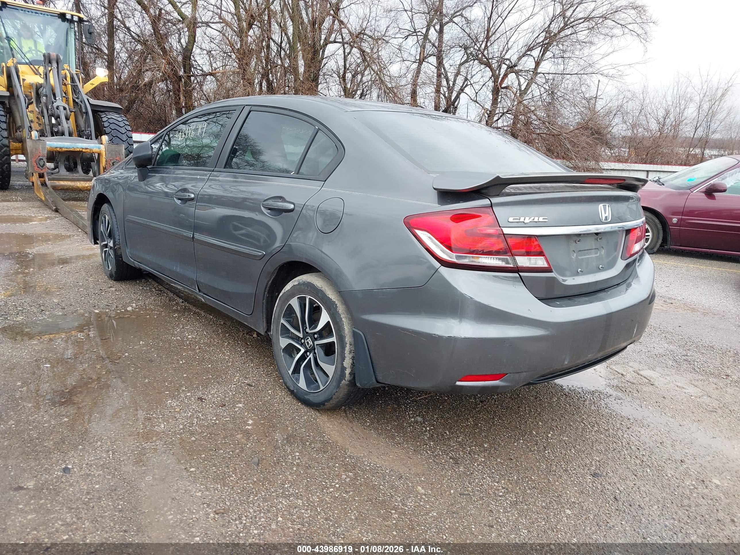 HONDA CIVIC image 3