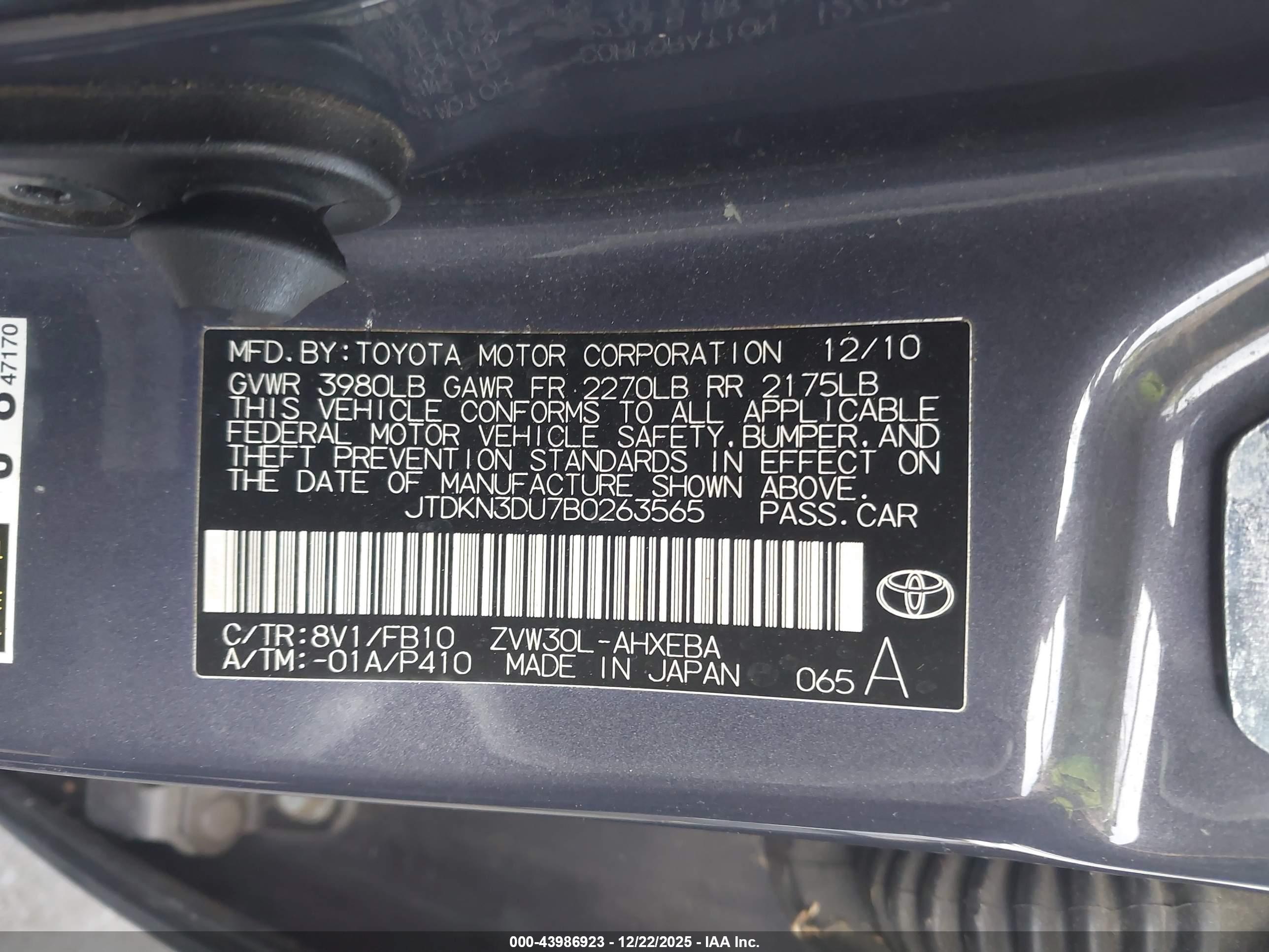TOYOTA PRIUS image 9