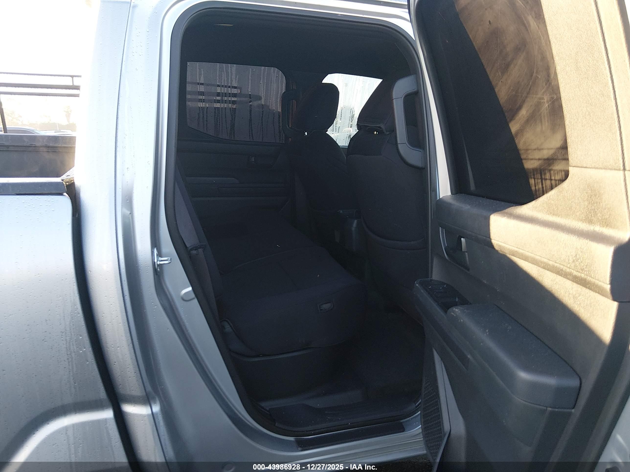 TOYOTA TACOMA image 8