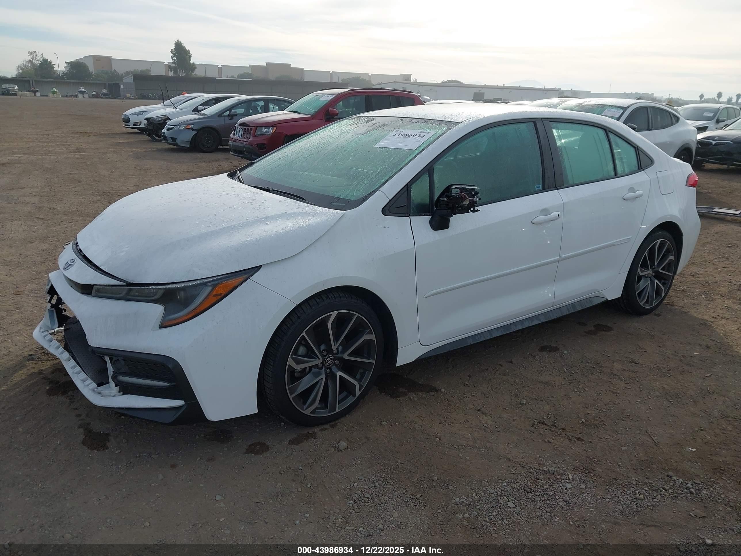 TOYOTA COROLLA image 2