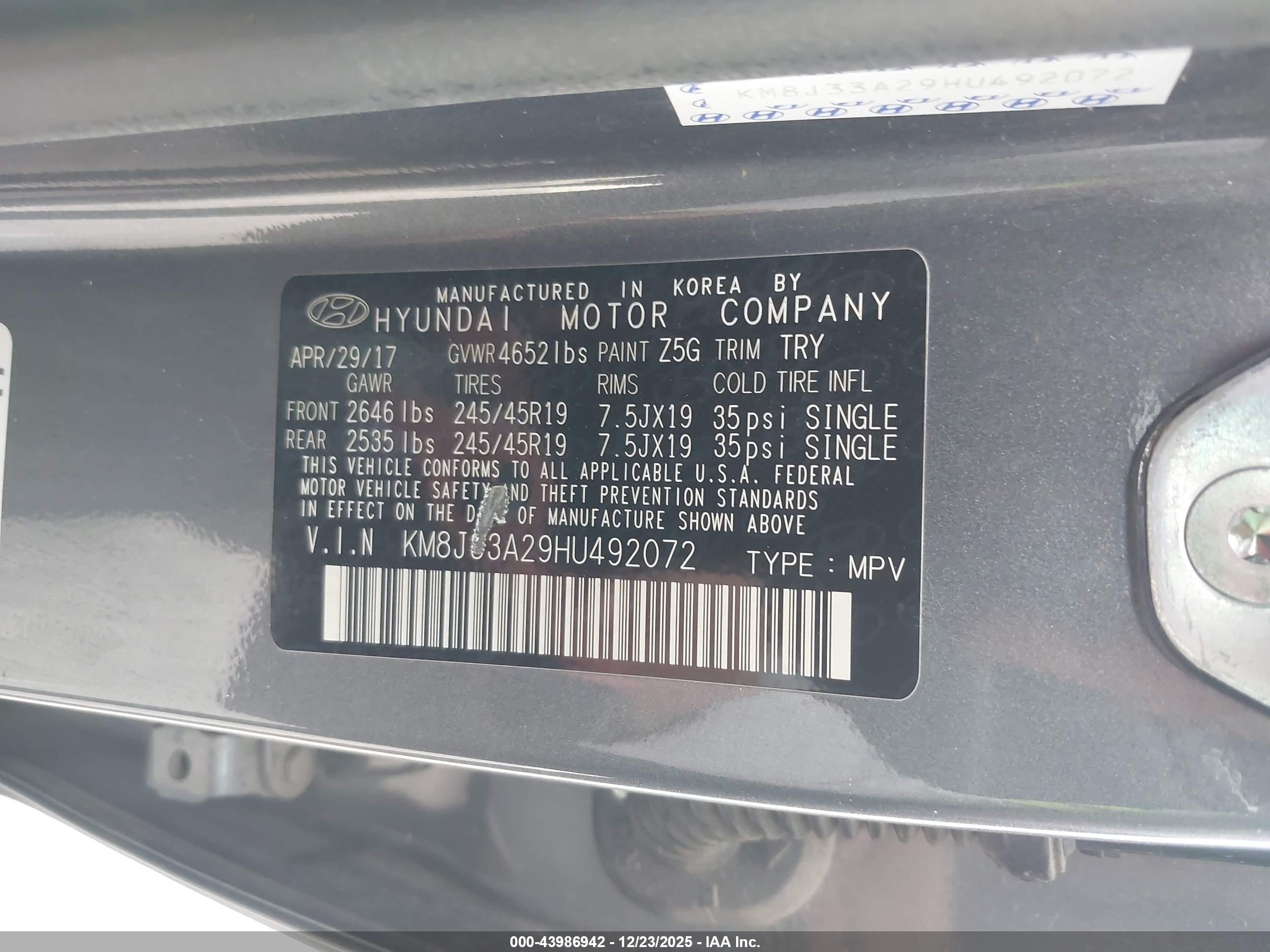 HYUNDAI TUCSON image 9