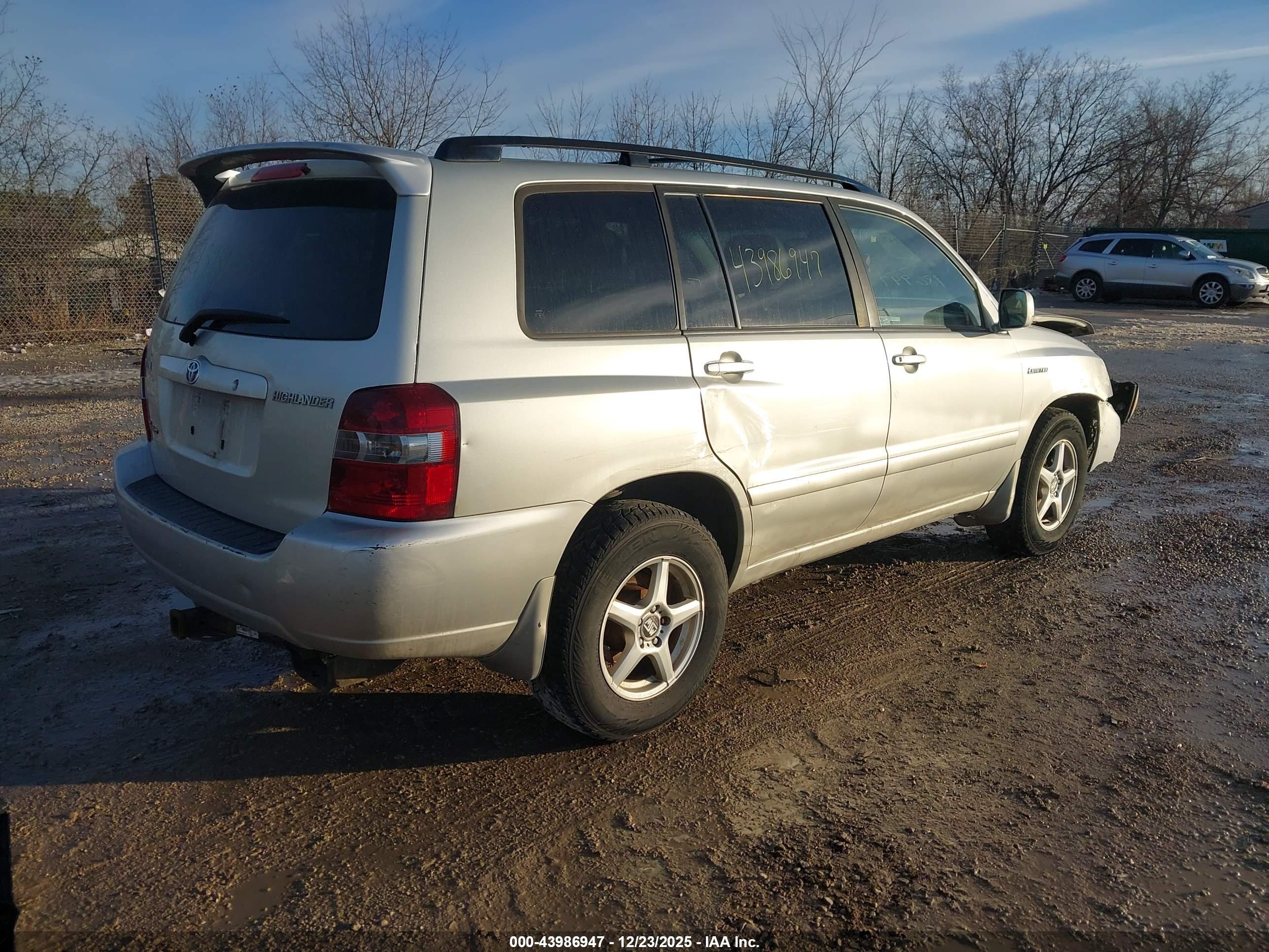 TOYOTA HIGHLANDER image 4