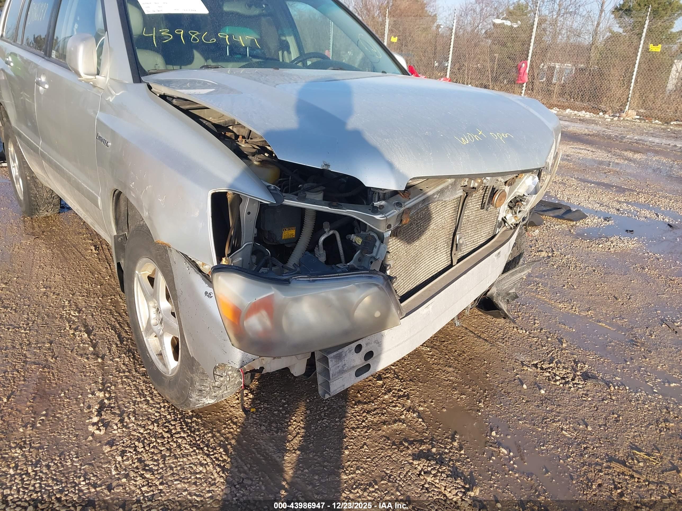 TOYOTA HIGHLANDER image 6