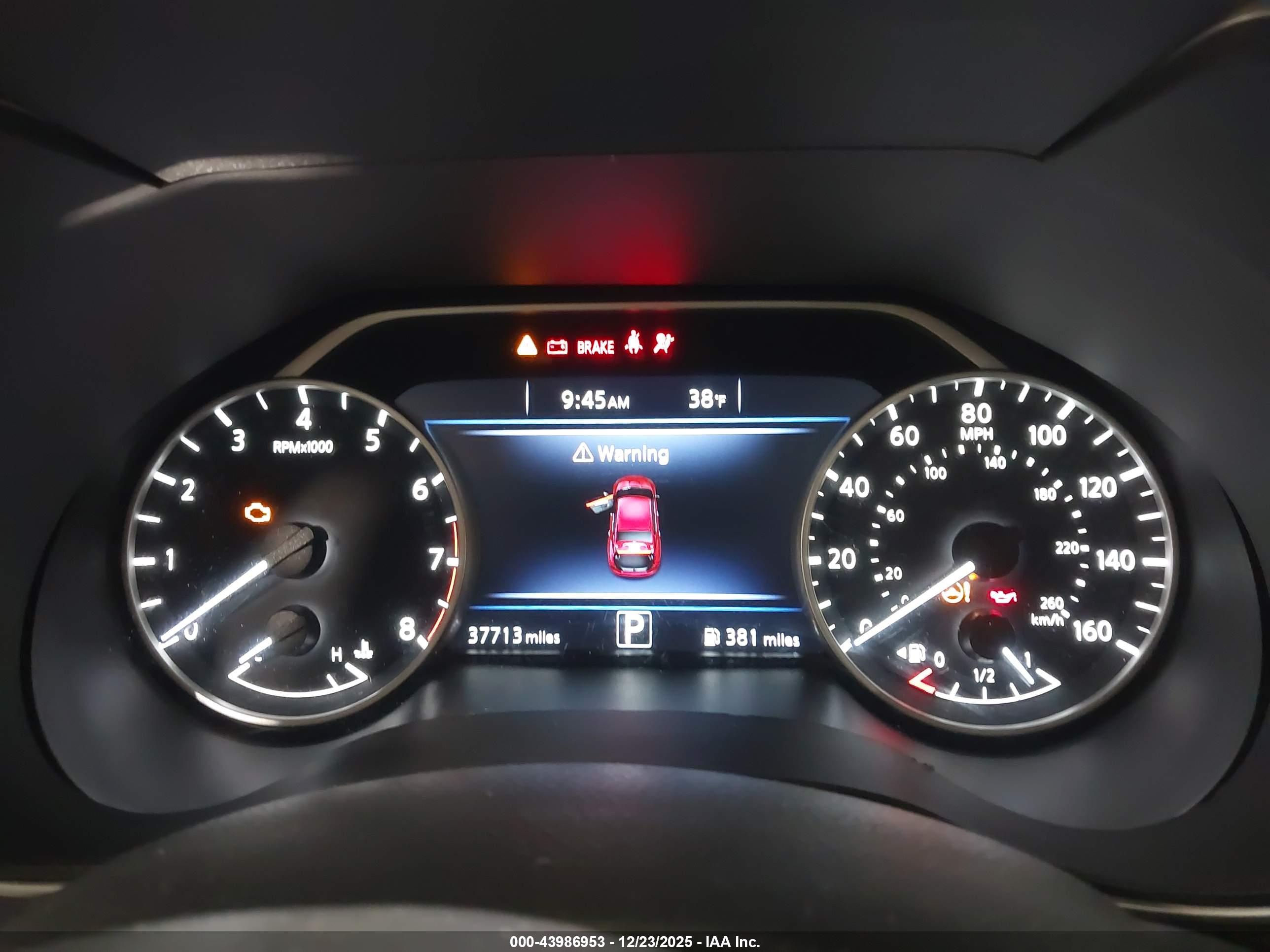 NISSAN MAXIMA image 7