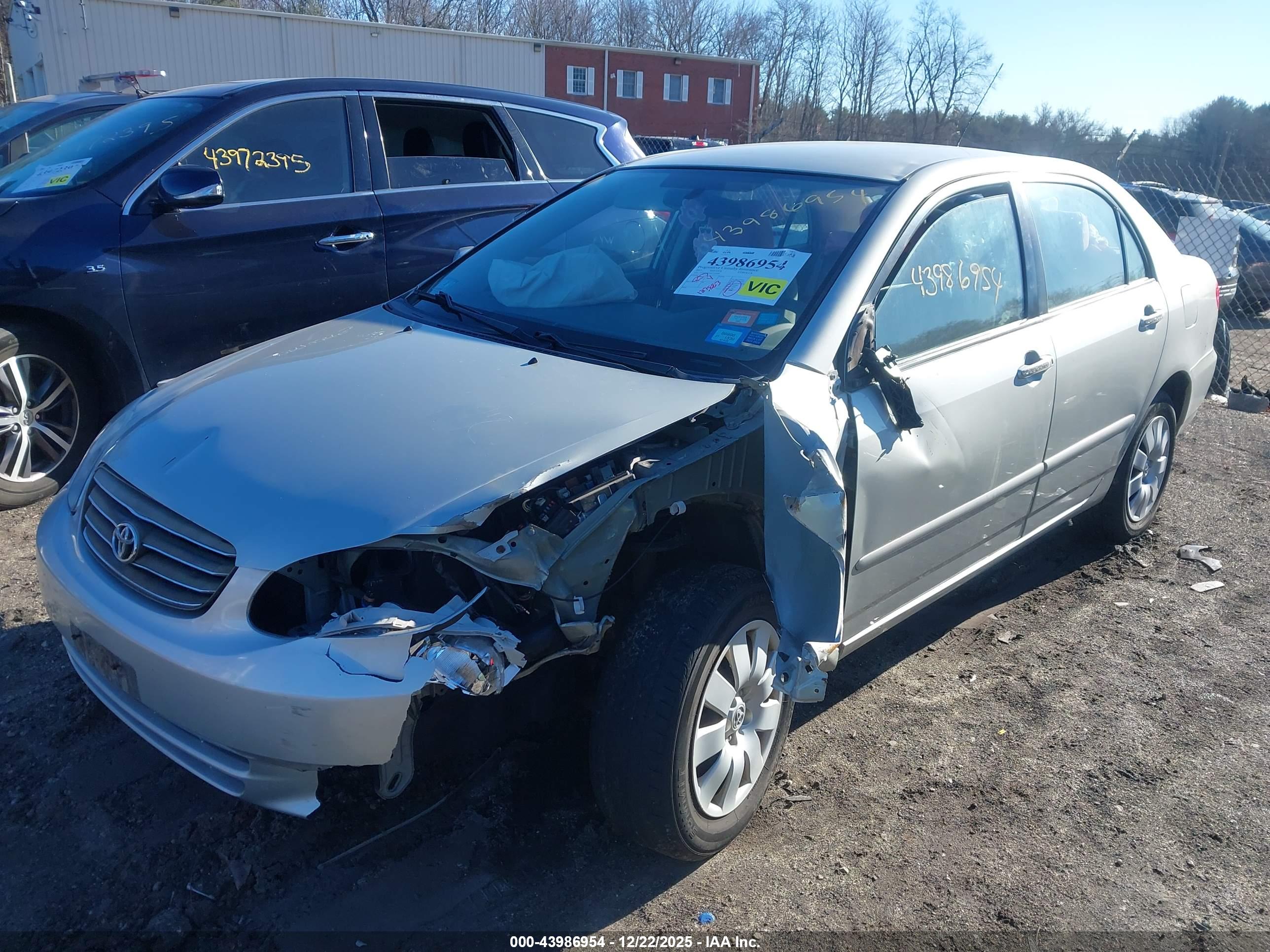 TOYOTA COROLLA image 2
