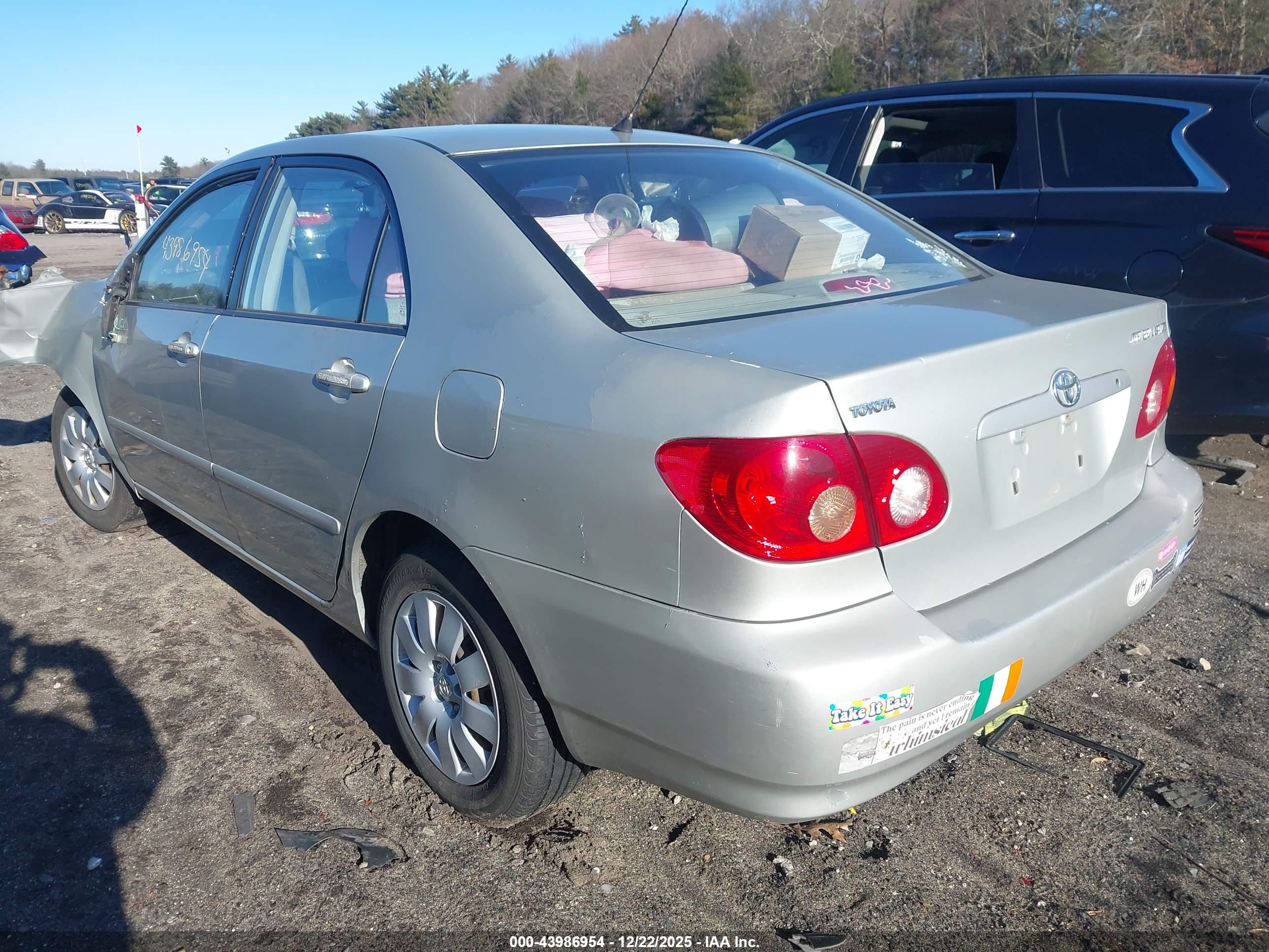 TOYOTA COROLLA image 3