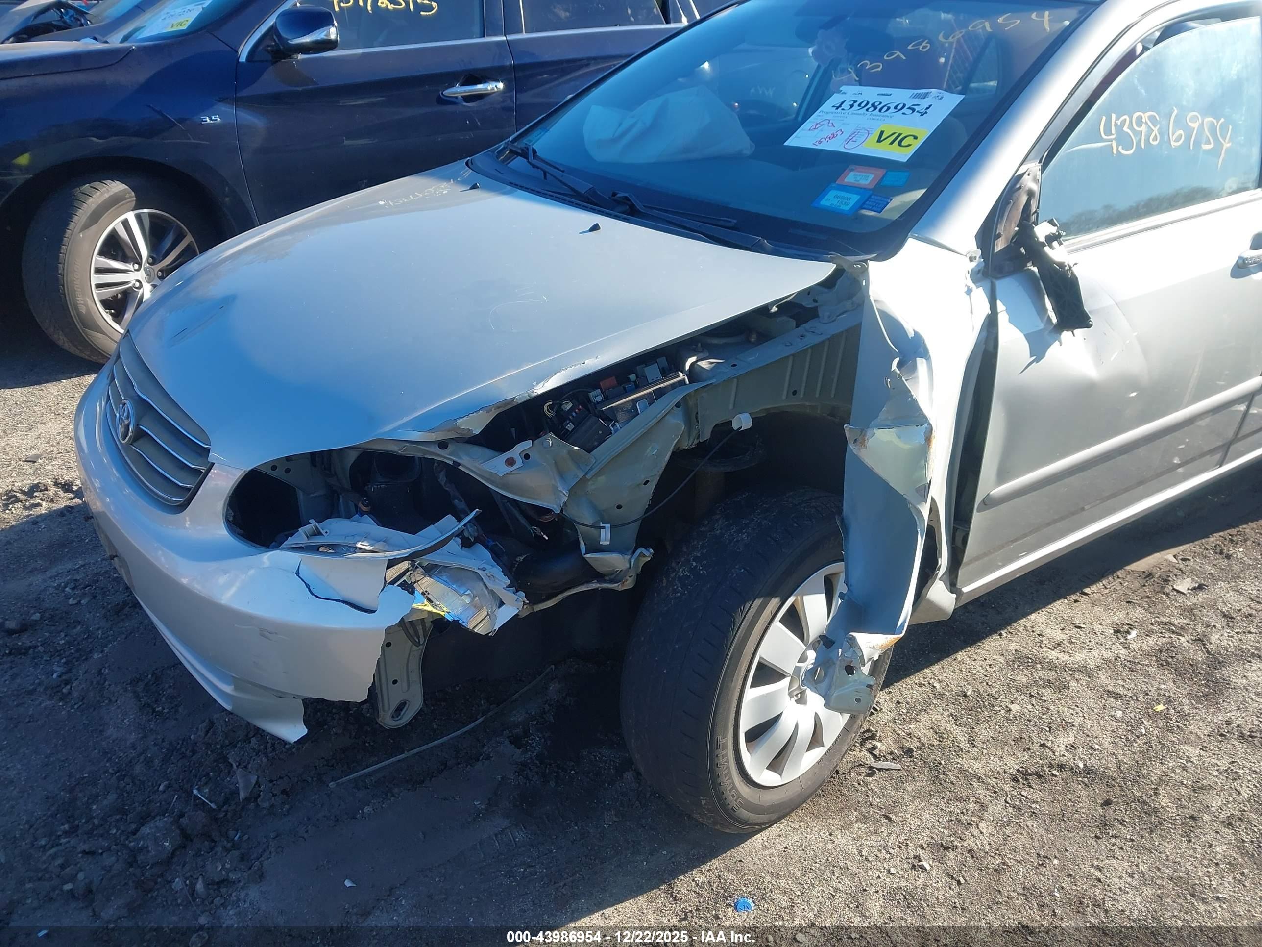 TOYOTA COROLLA image 6