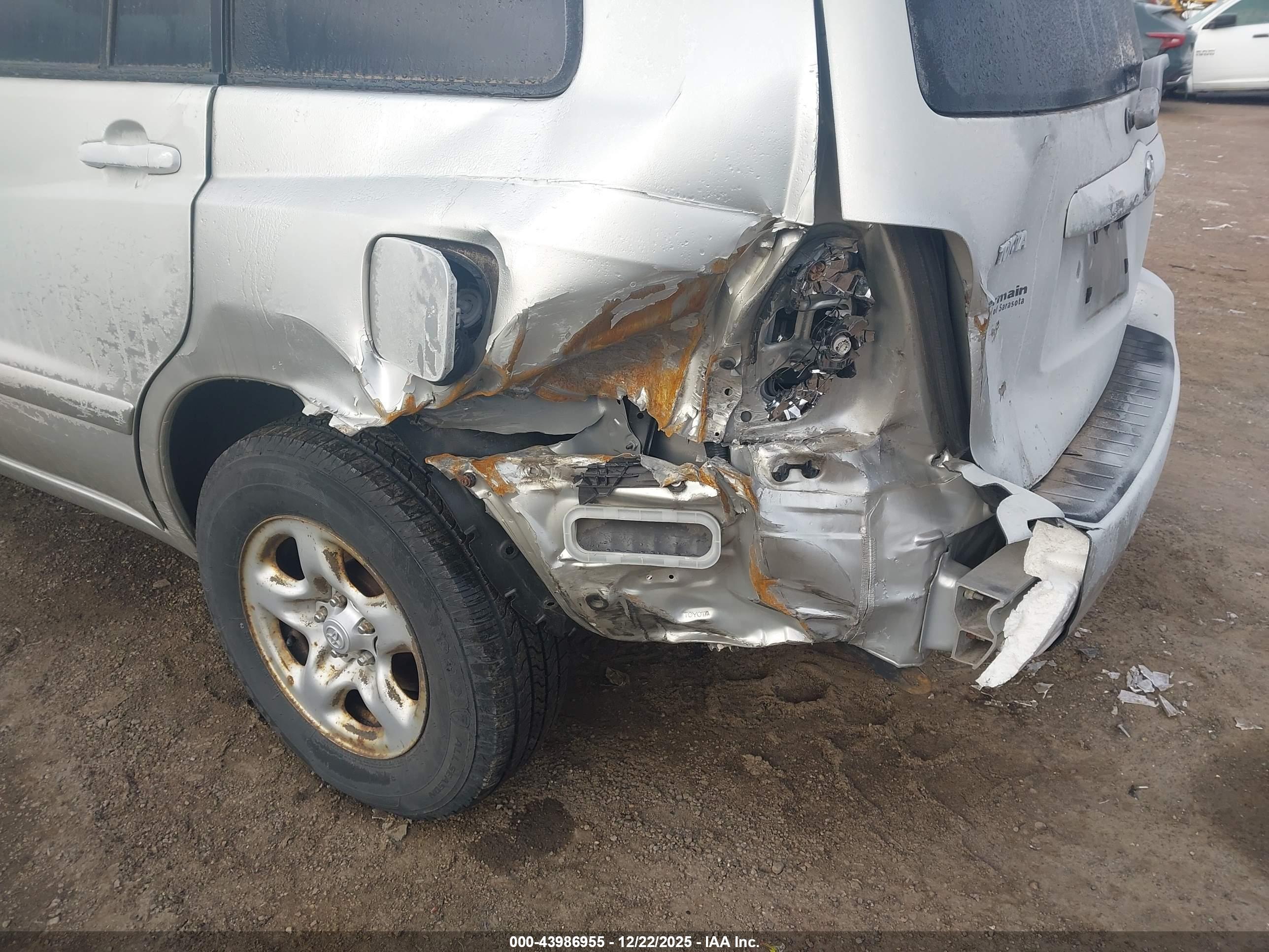 TOYOTA HIGHLANDER image 6
