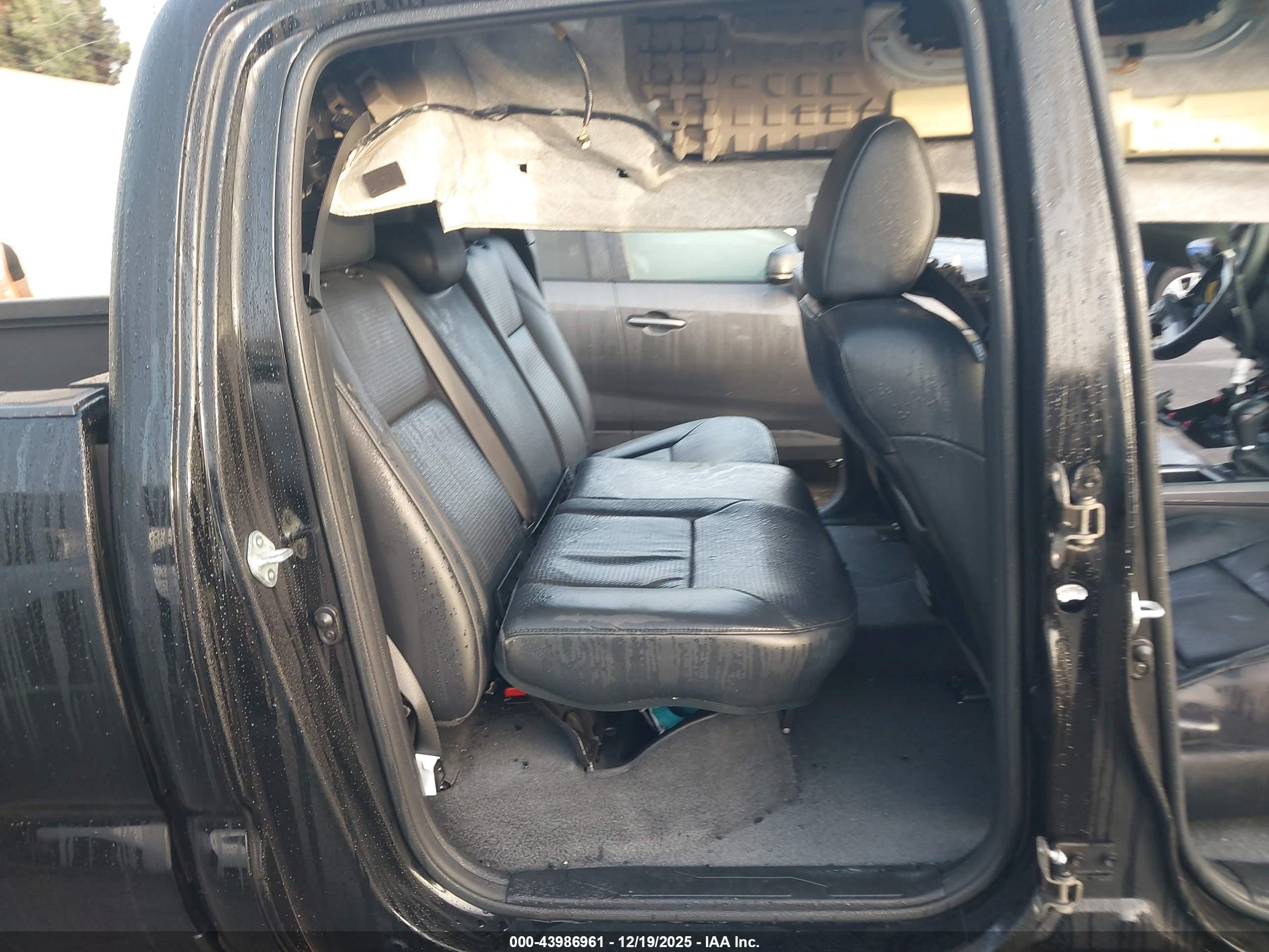 TOYOTA TACOMA image 8