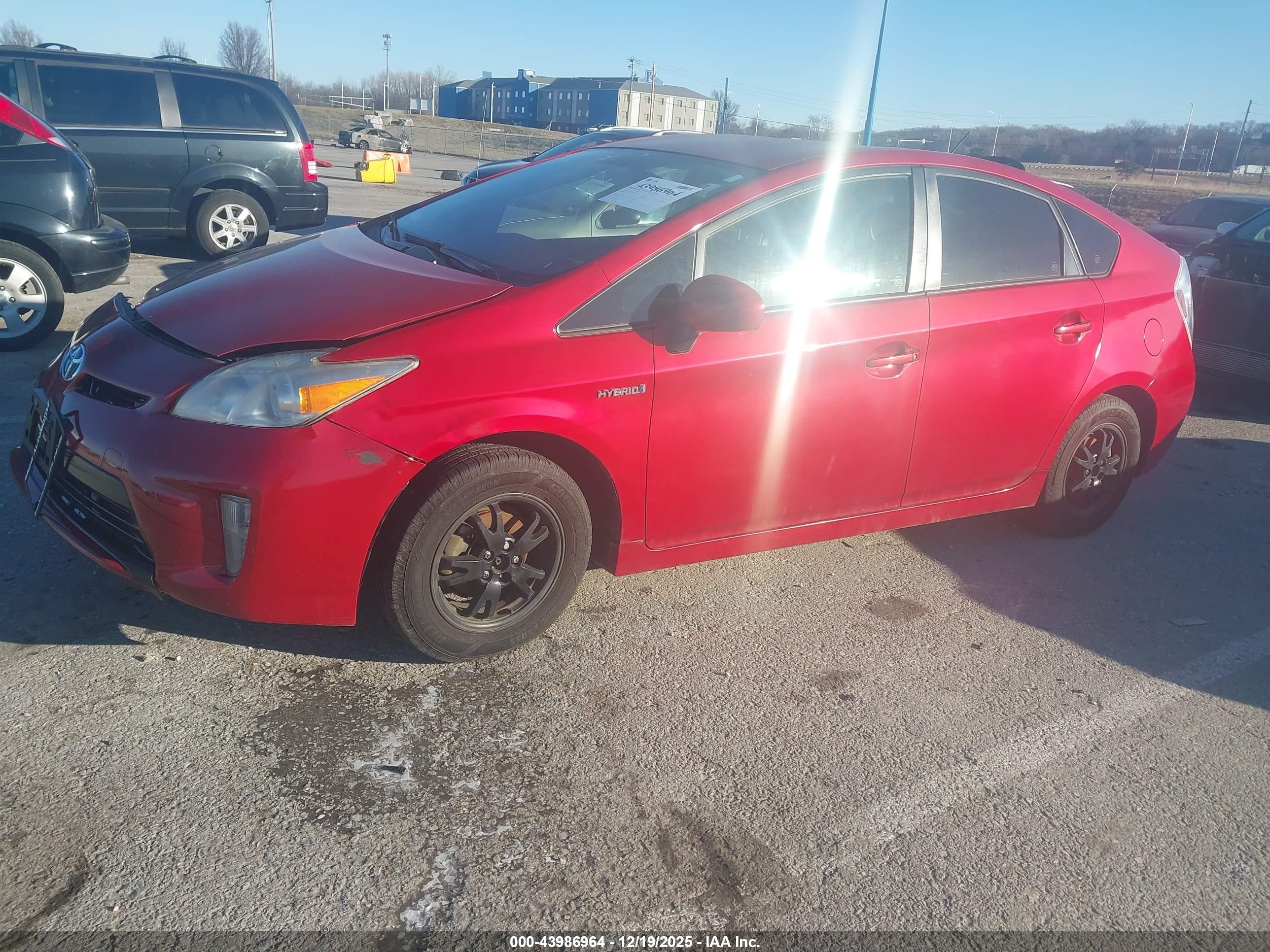 TOYOTA PRIUS image 2